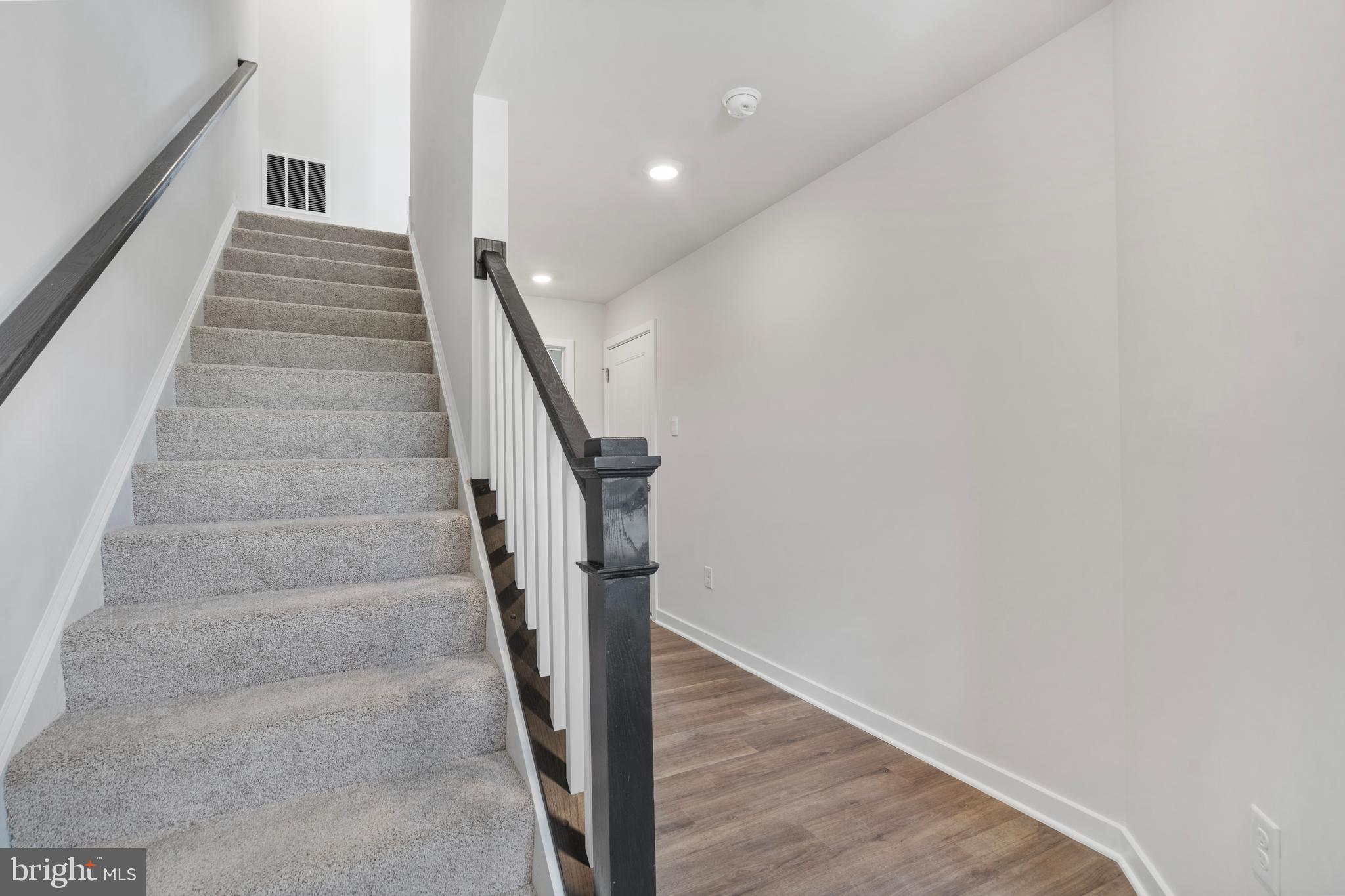 SPRING HILLS - Residential