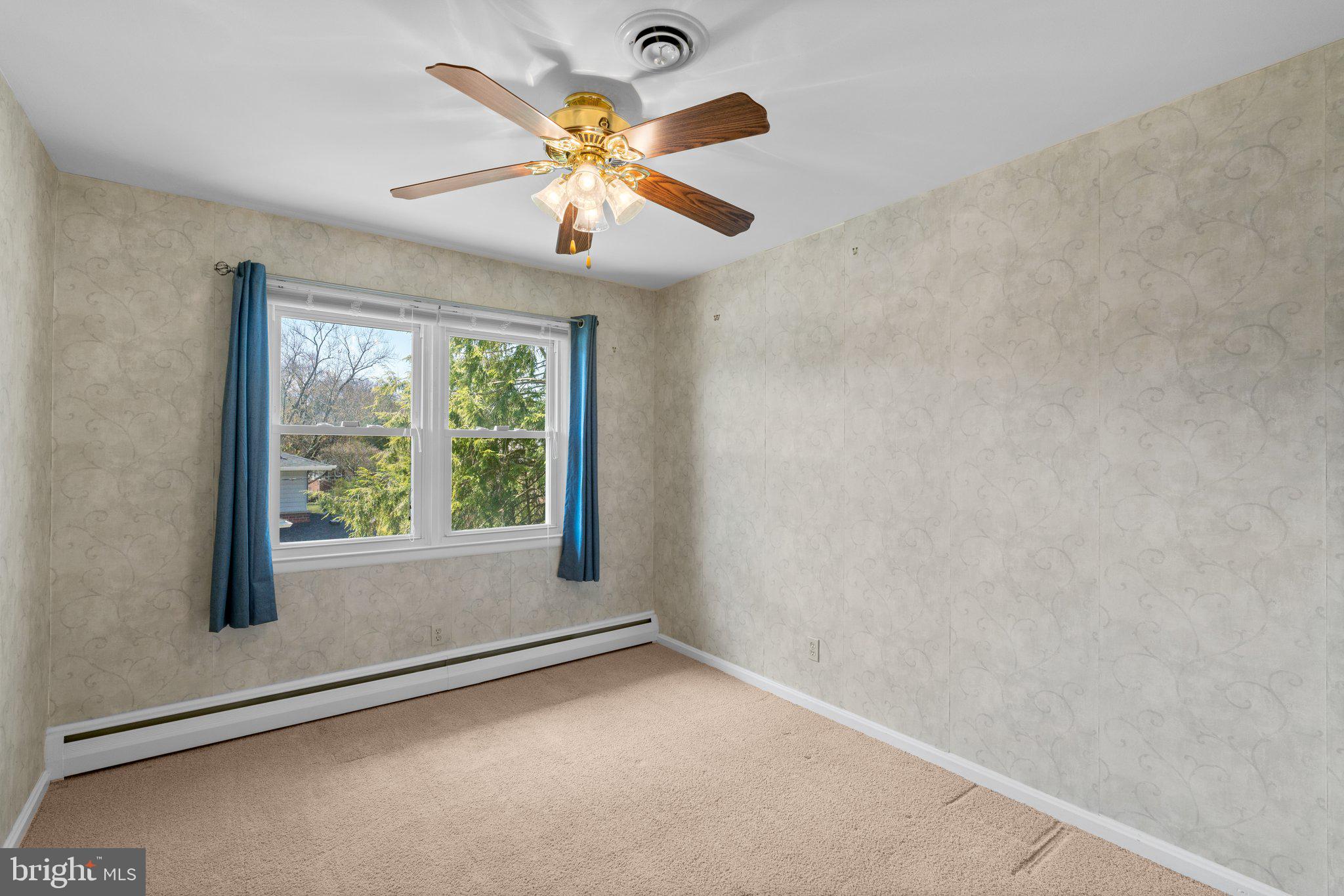 CAMPUS HILLS - Residential