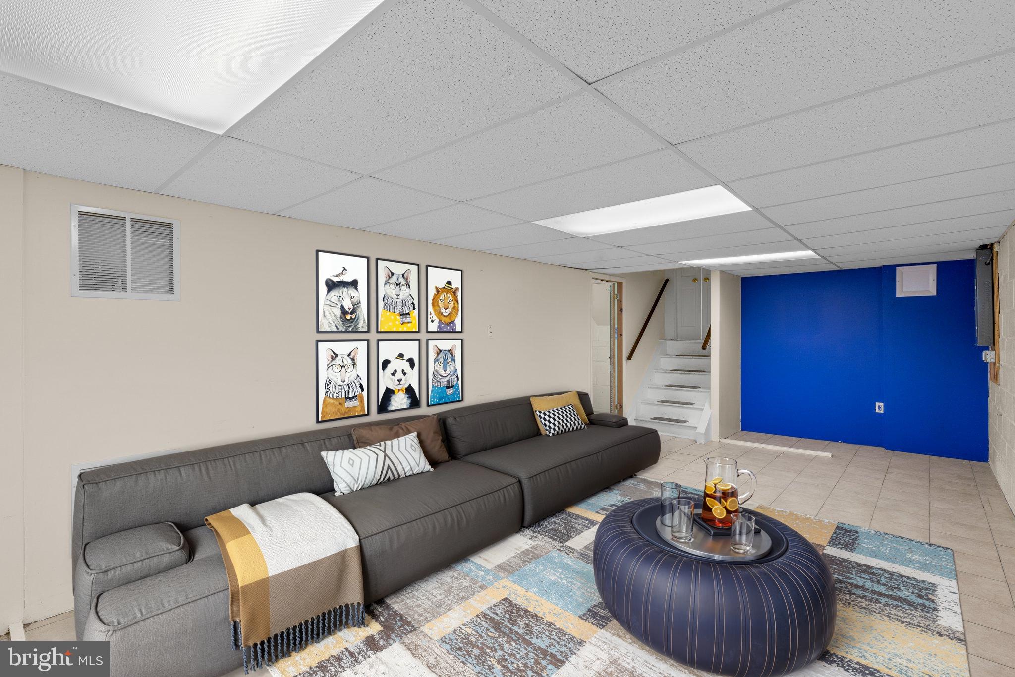 CAMPUS HILLS - Residential