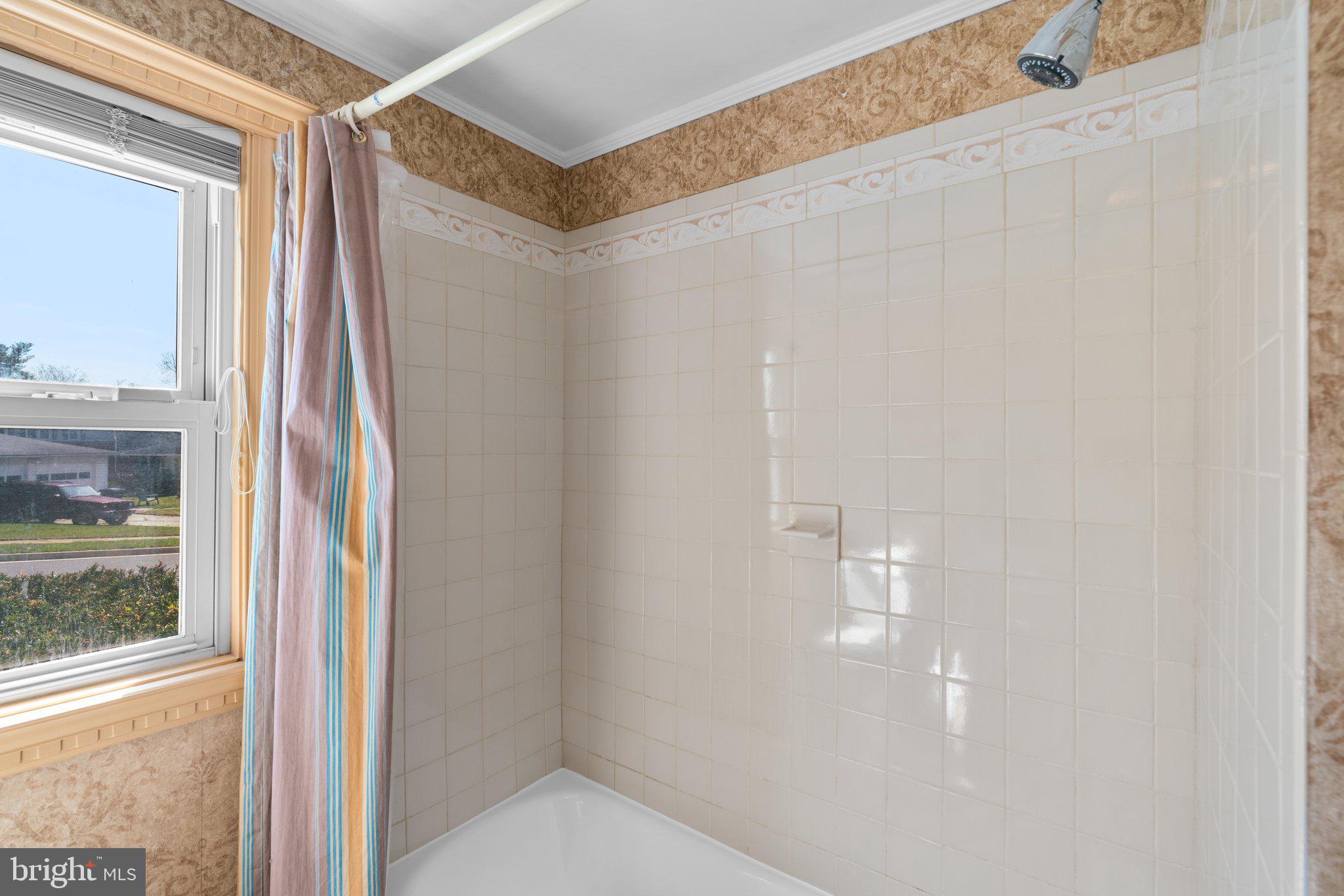 CAMPUS HILLS - Residential