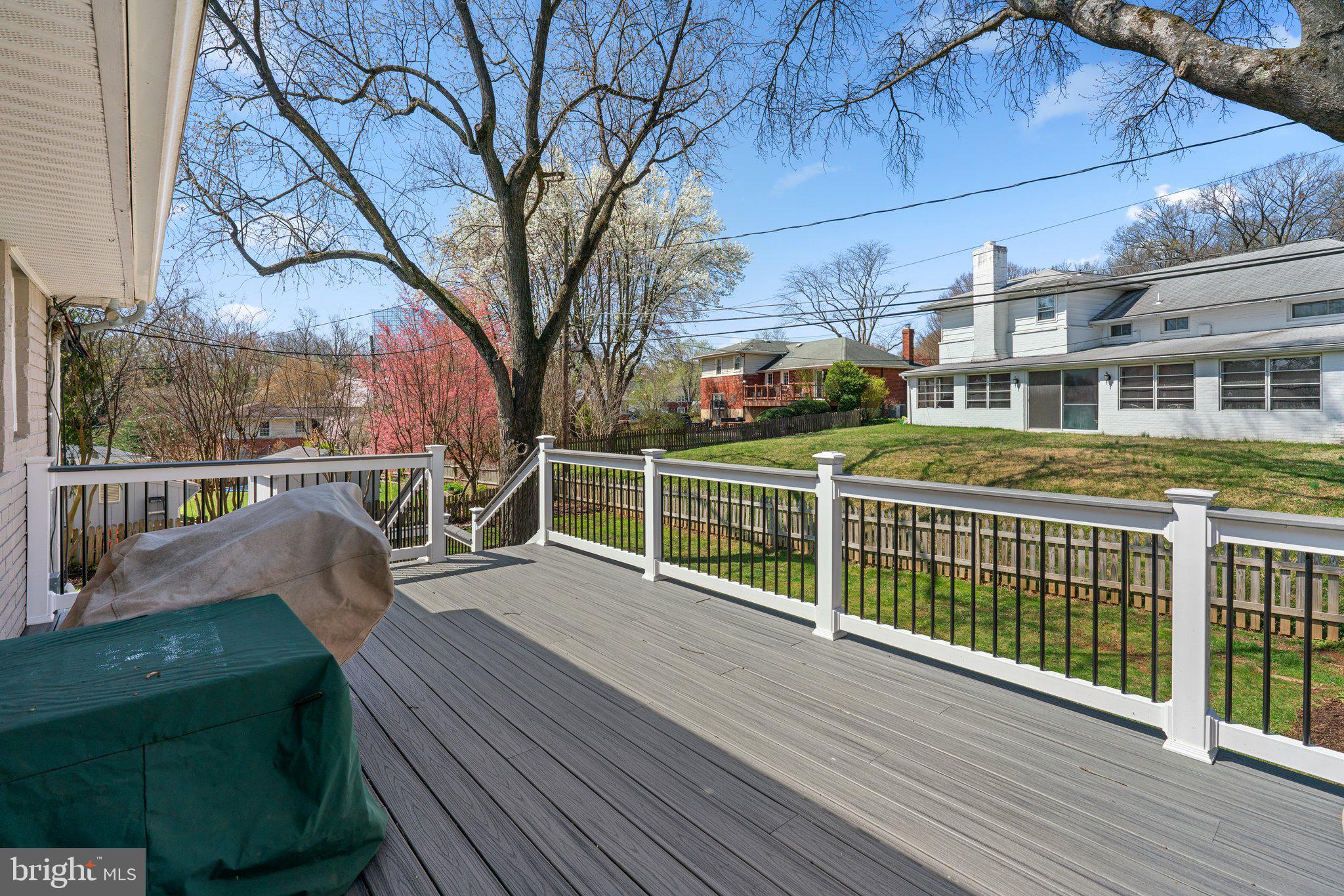 CAMPUS HILLS - Residential