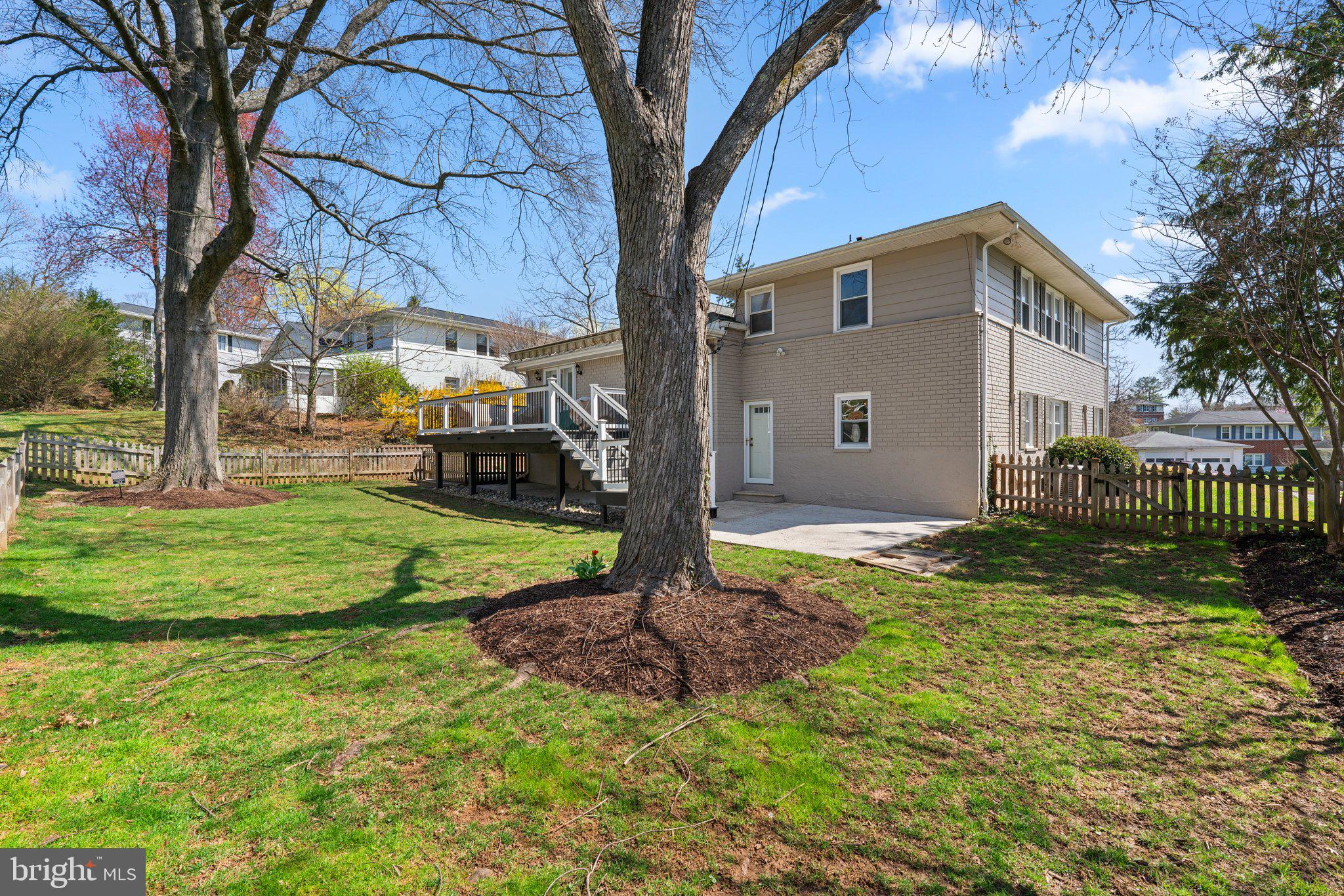 CAMPUS HILLS - Residential