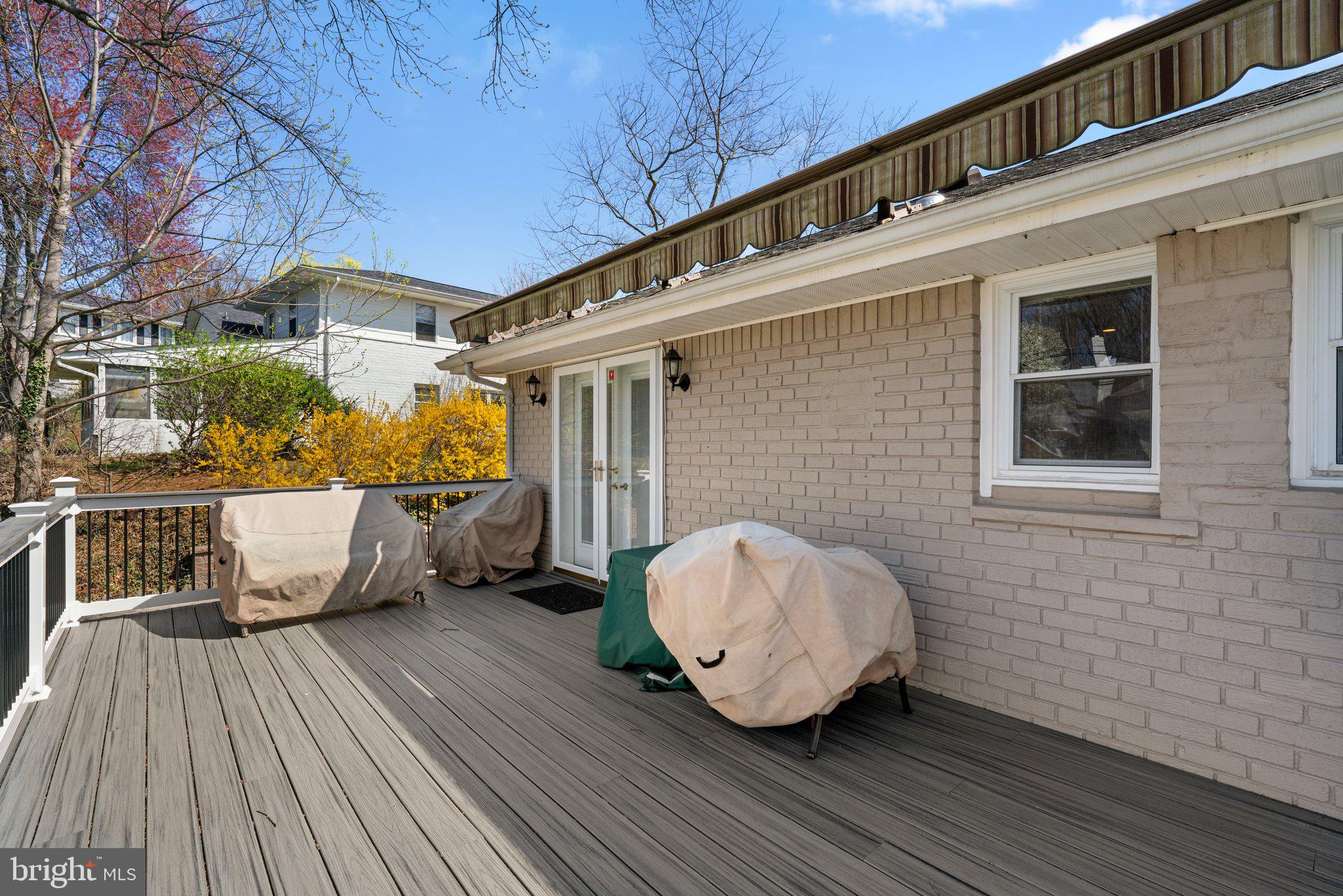 CAMPUS HILLS - Residential