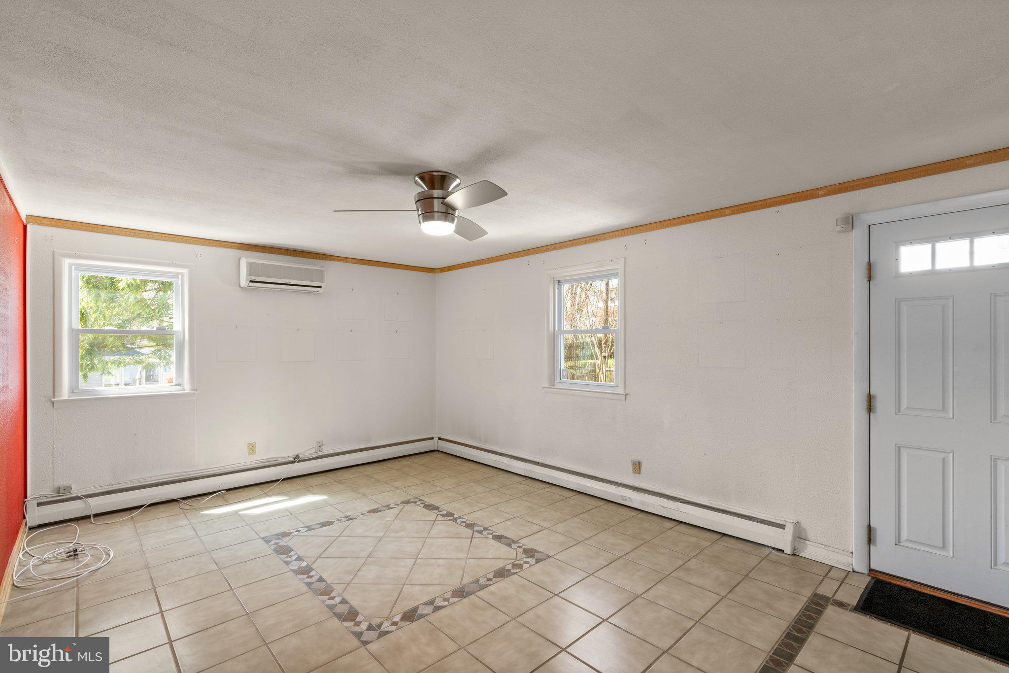 CAMPUS HILLS - Residential