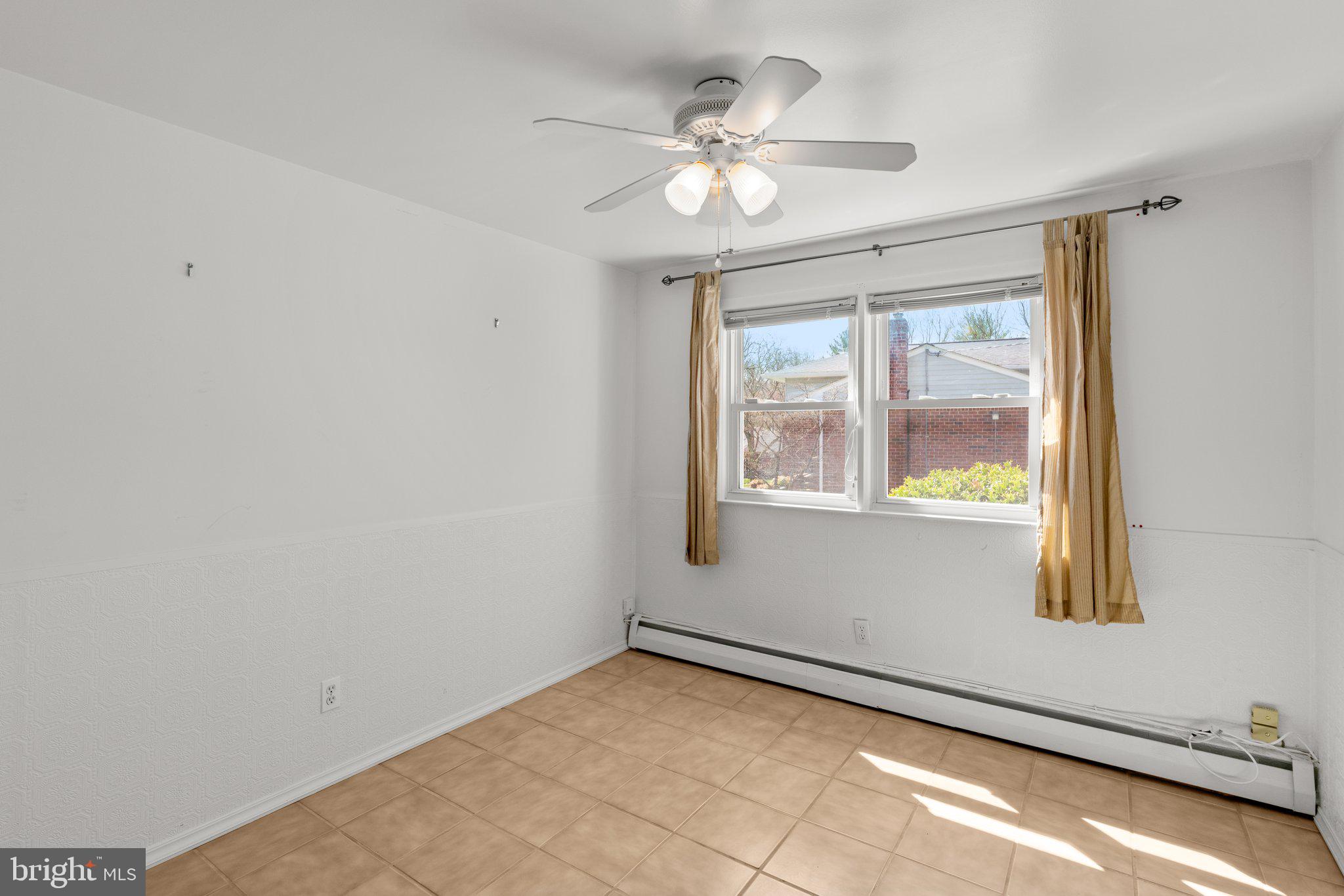 CAMPUS HILLS - Residential