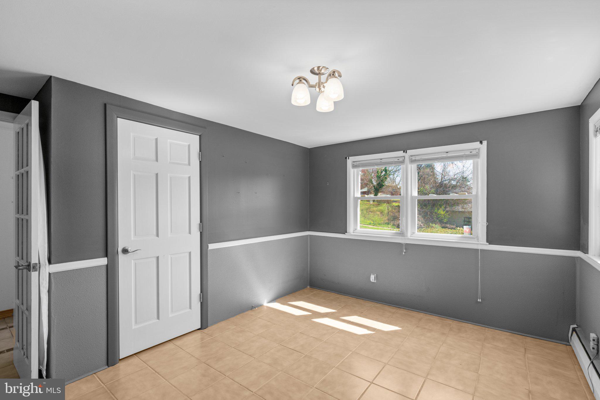 CAMPUS HILLS - Residential