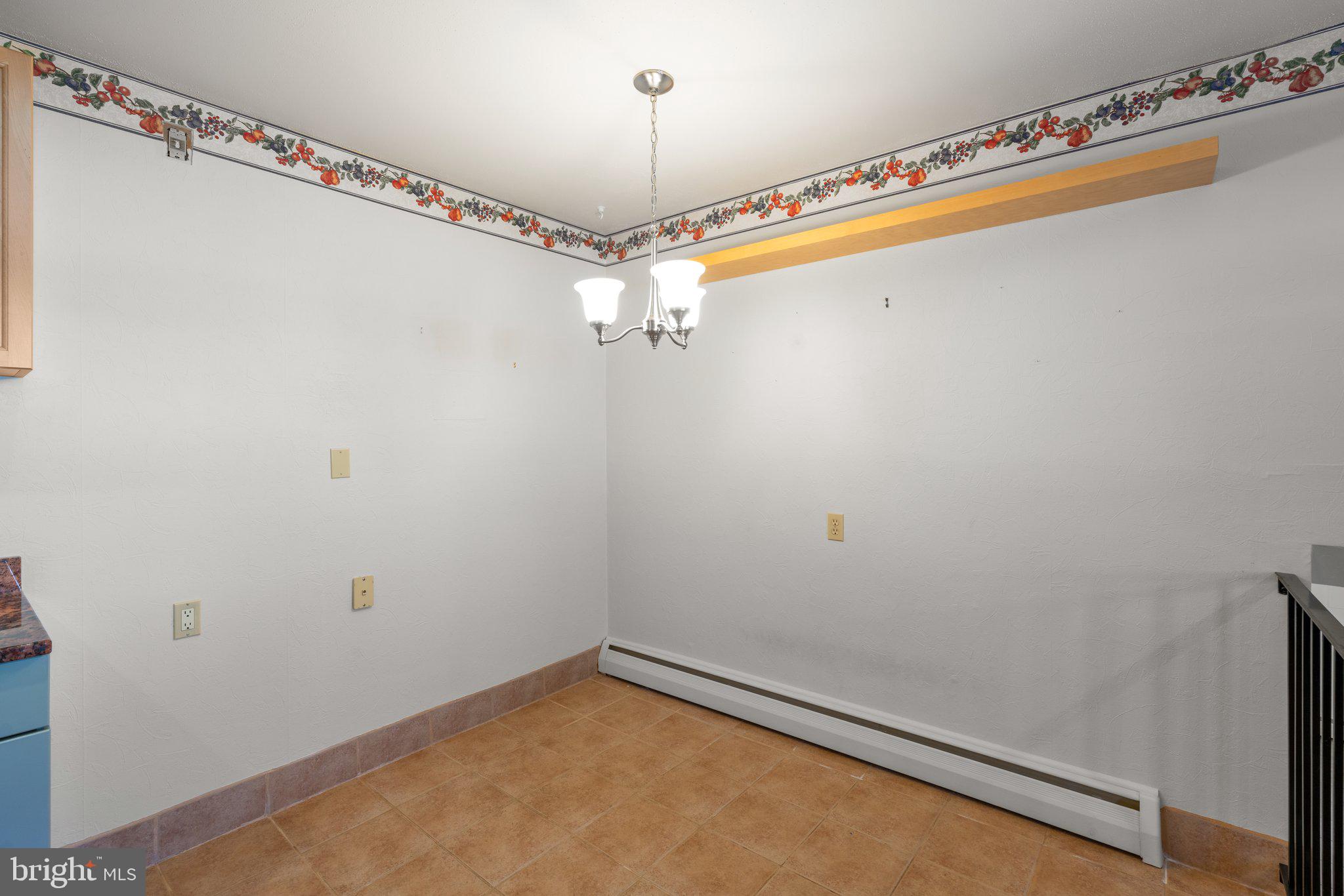 CAMPUS HILLS - Residential