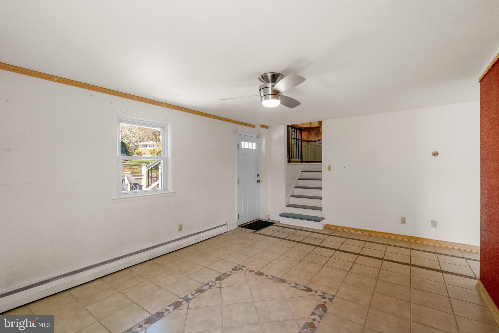 CAMPUS HILLS - Residential