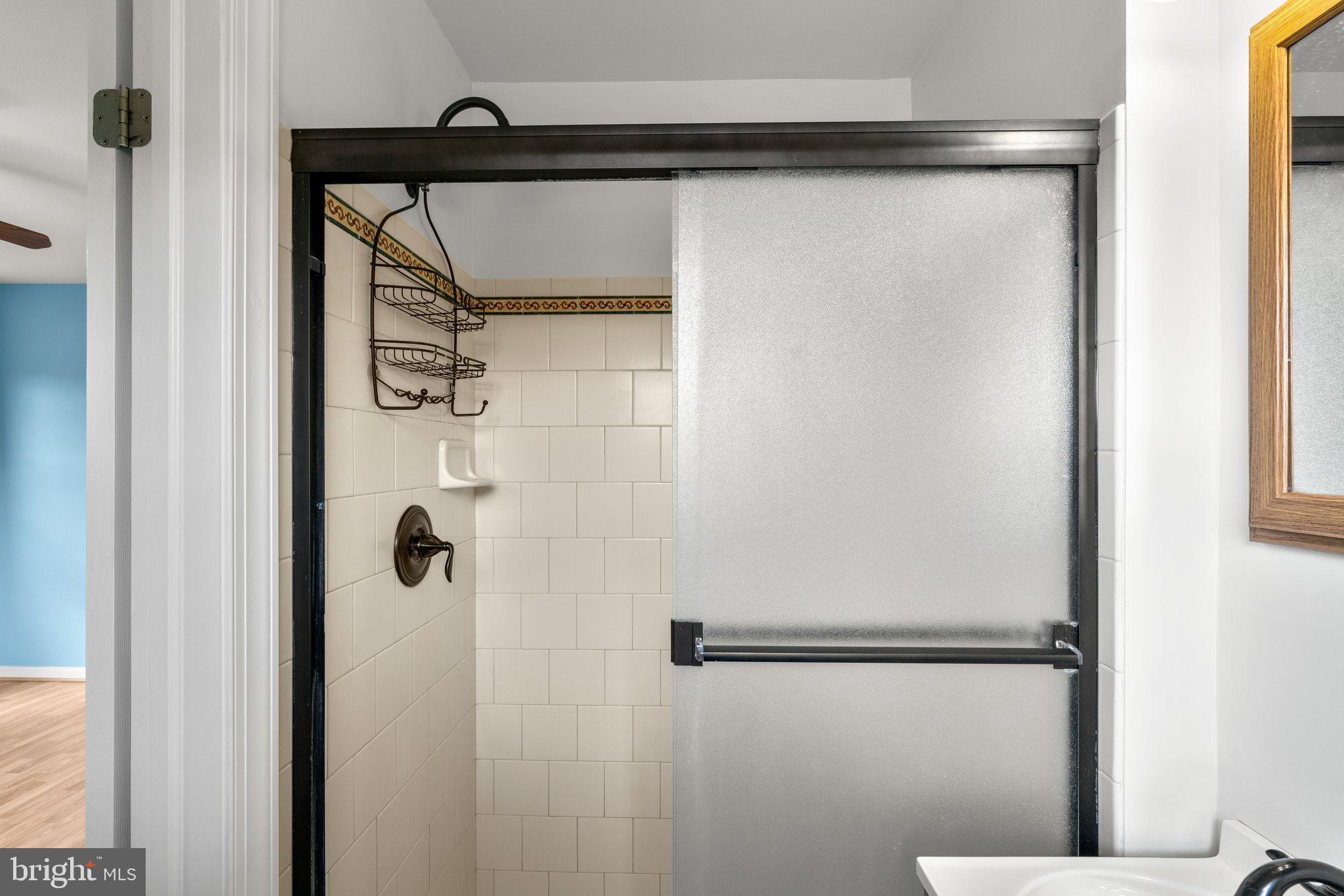 CAMPUS HILLS - Residential