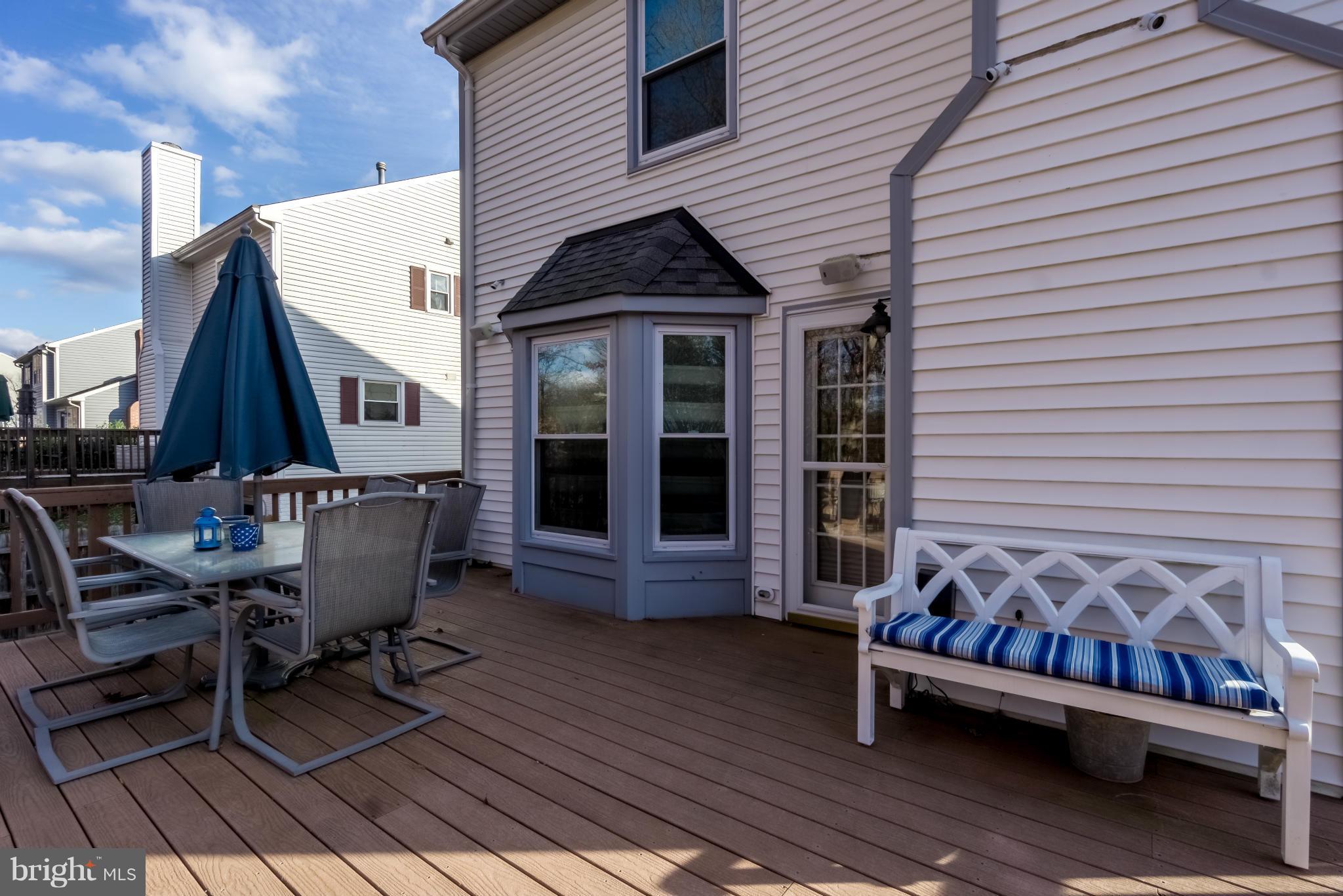 LEE MANOR - Residential