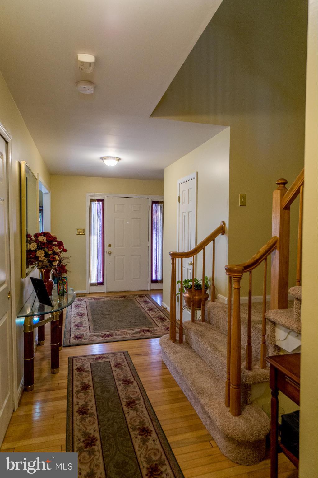 LEE MANOR - Residential