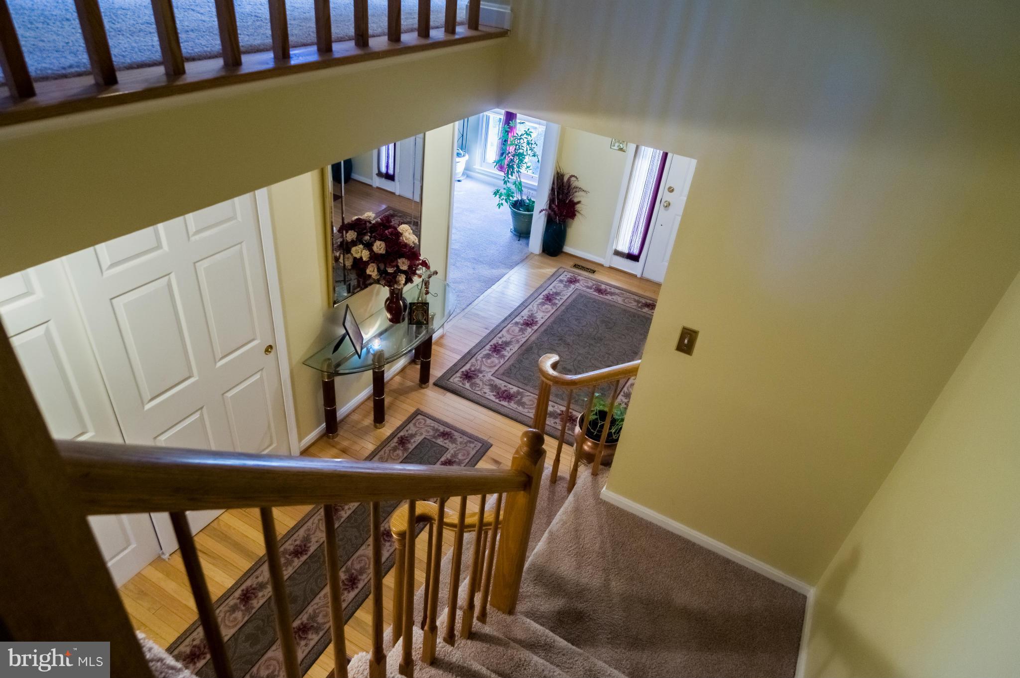 LEE MANOR - Residential