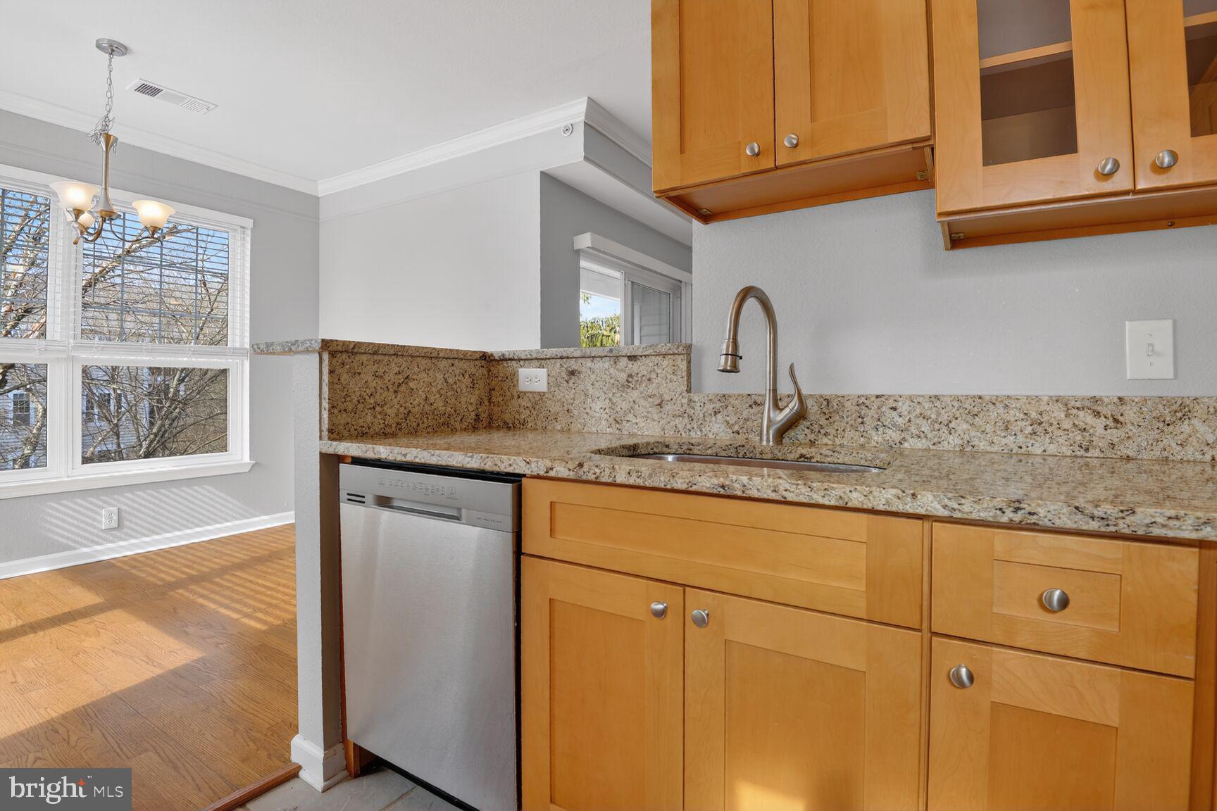 GATES OF MCLEAN - Residential