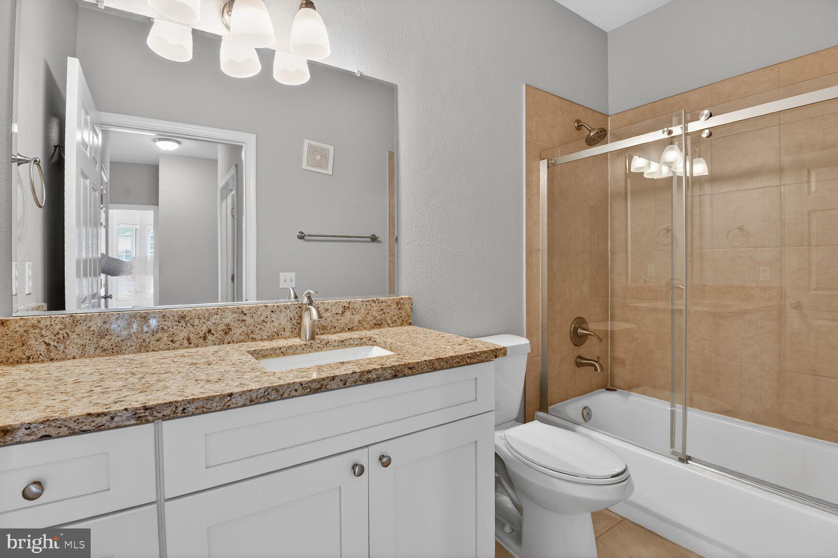 GATES OF MCLEAN - Residential