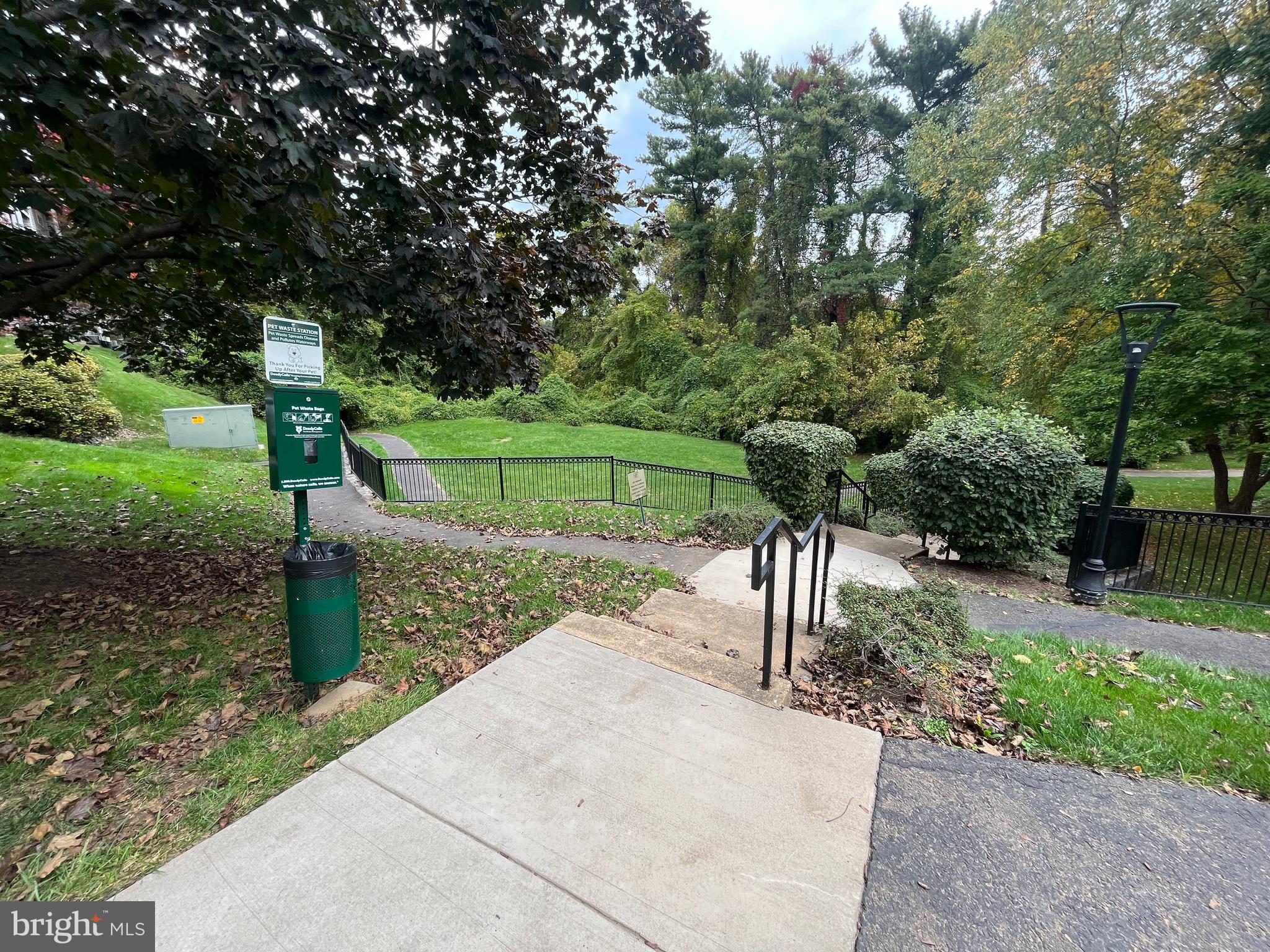 GATES OF MCLEAN - Residential