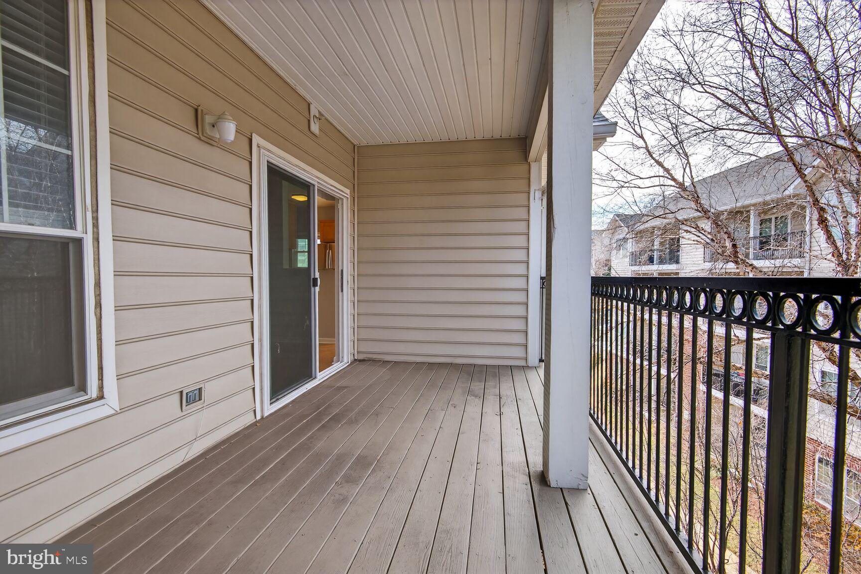 GATES OF MCLEAN - Residential