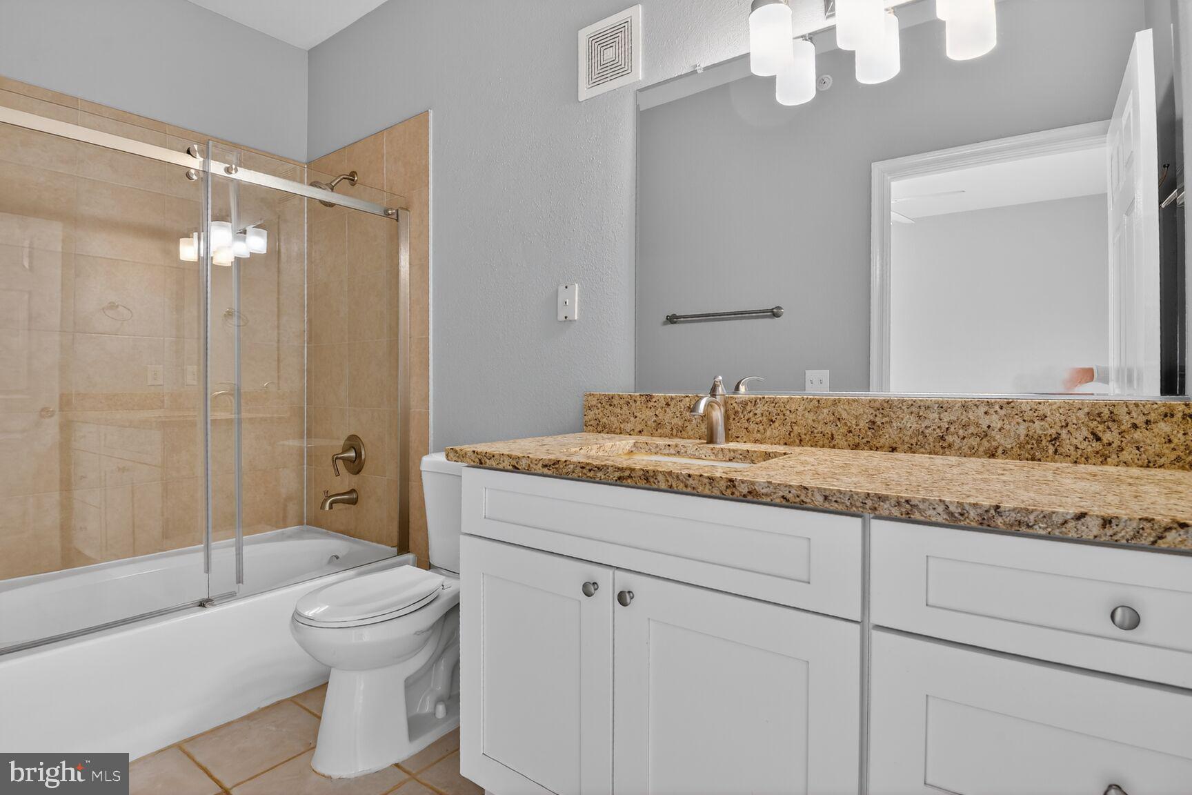 GATES OF MCLEAN - Residential