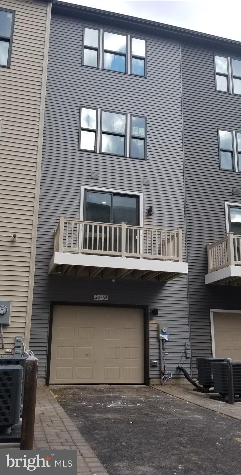 WESTMOORE AT MOOREFIELD - Residential Lease