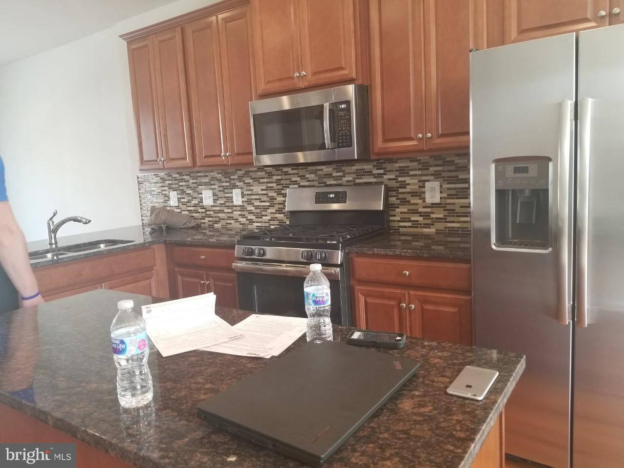 WESTMOORE AT MOOREFIELD - Residential Lease