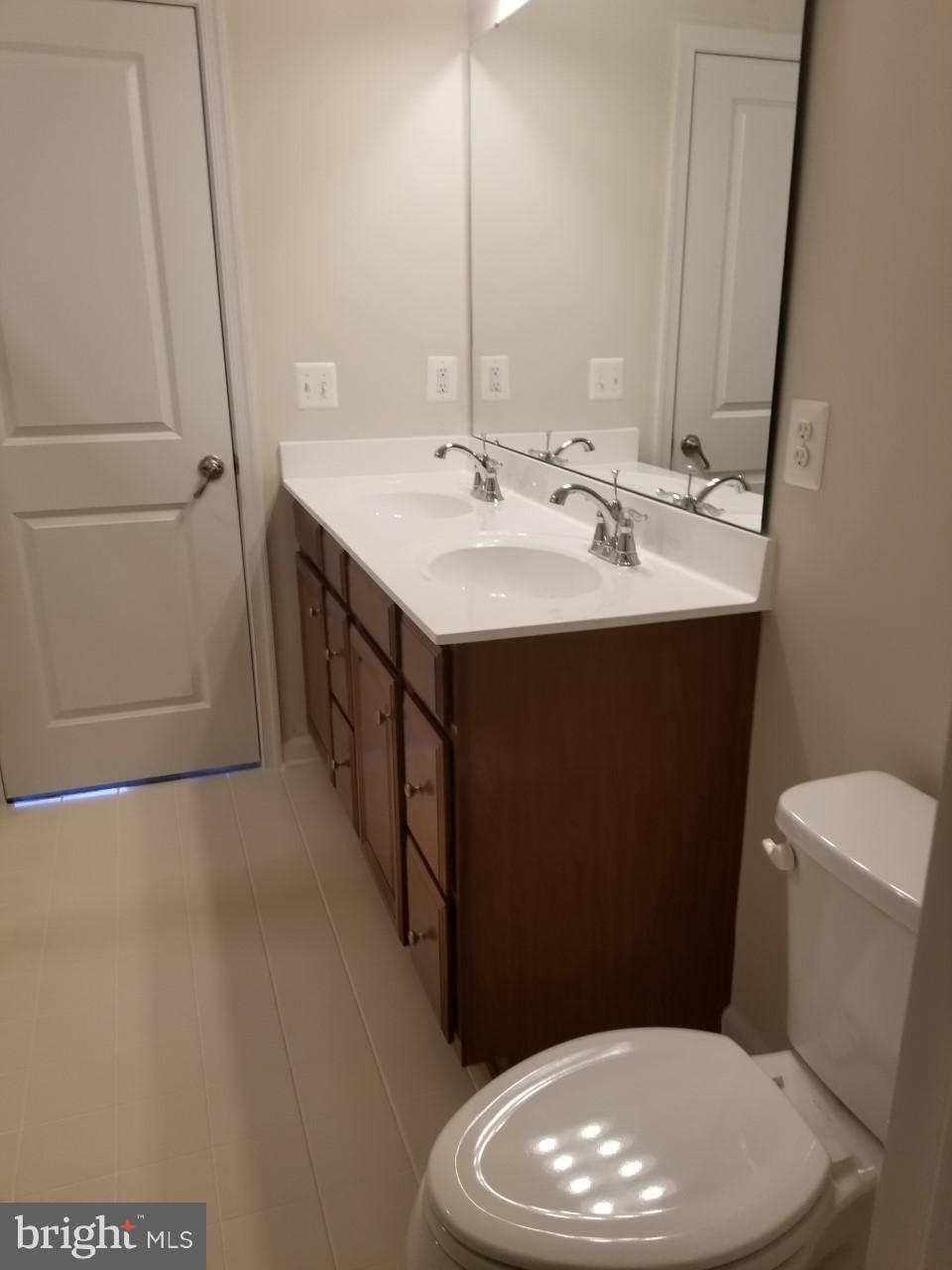 WESTMOORE AT MOOREFIELD - Residential Lease