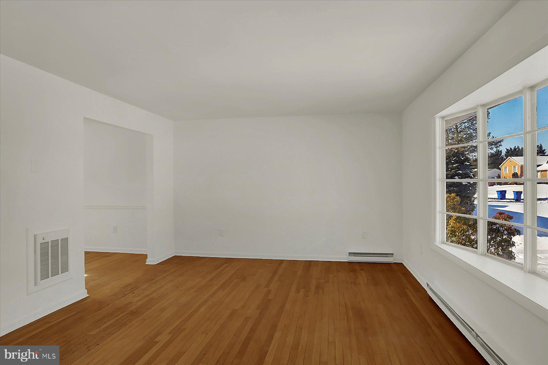 RIDGE HILLS - Residential