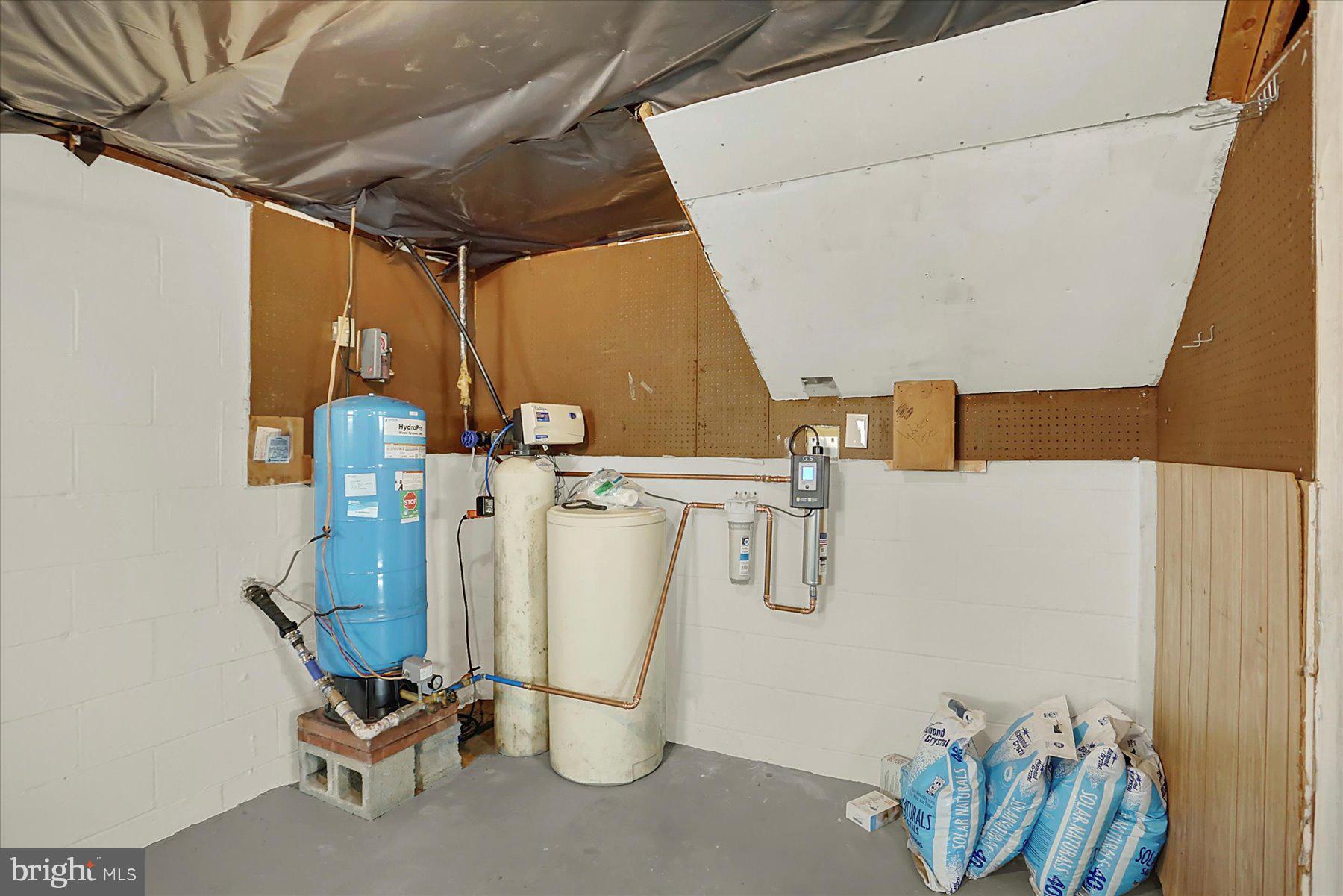 RIDGE HILLS - Residential