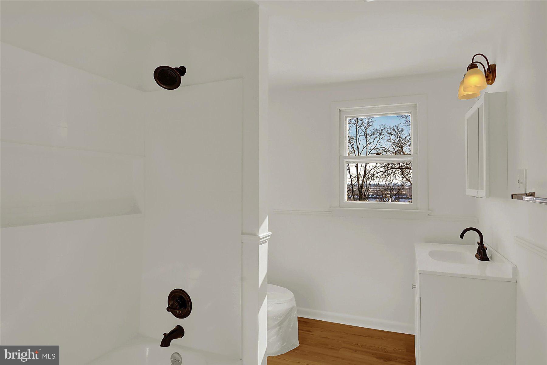 RIDGE HILLS - Residential