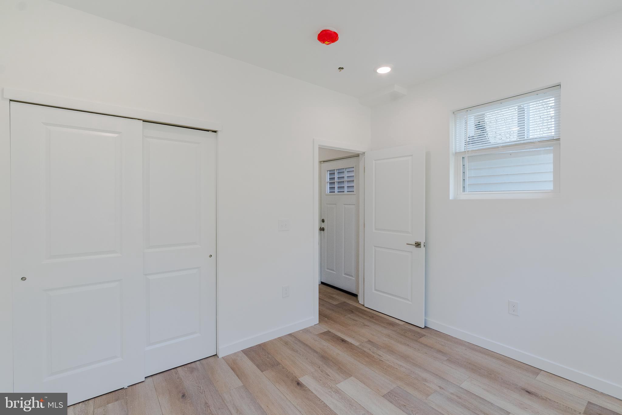 PHILADELPHIA (NORTHEAST) - Residential Lease