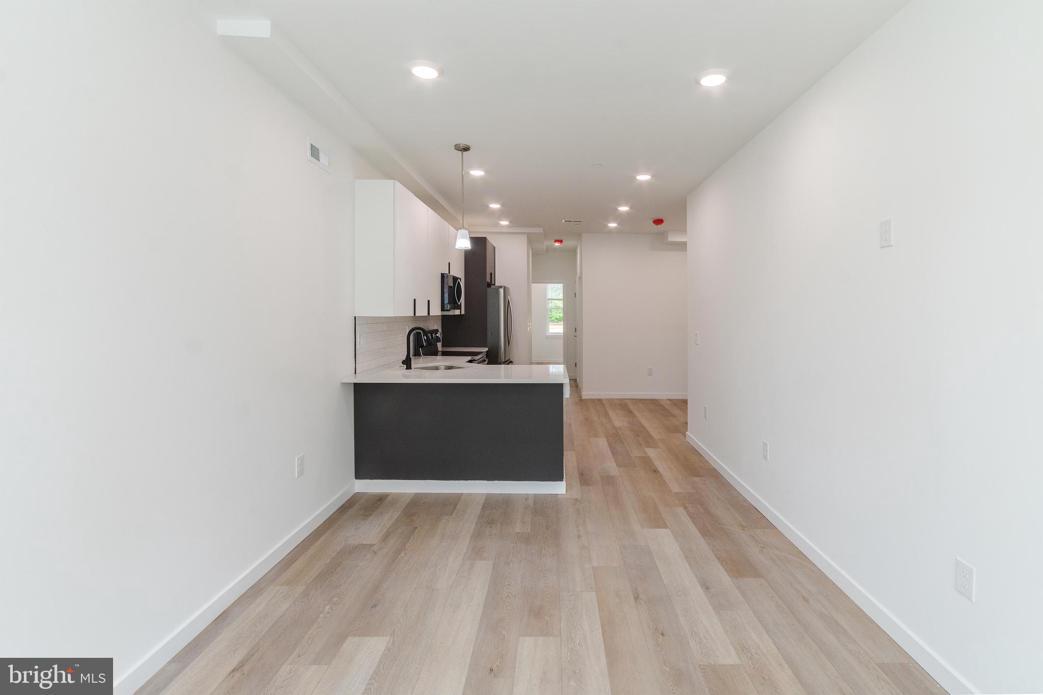 PHILADELPHIA (NORTHEAST) - Residential Lease