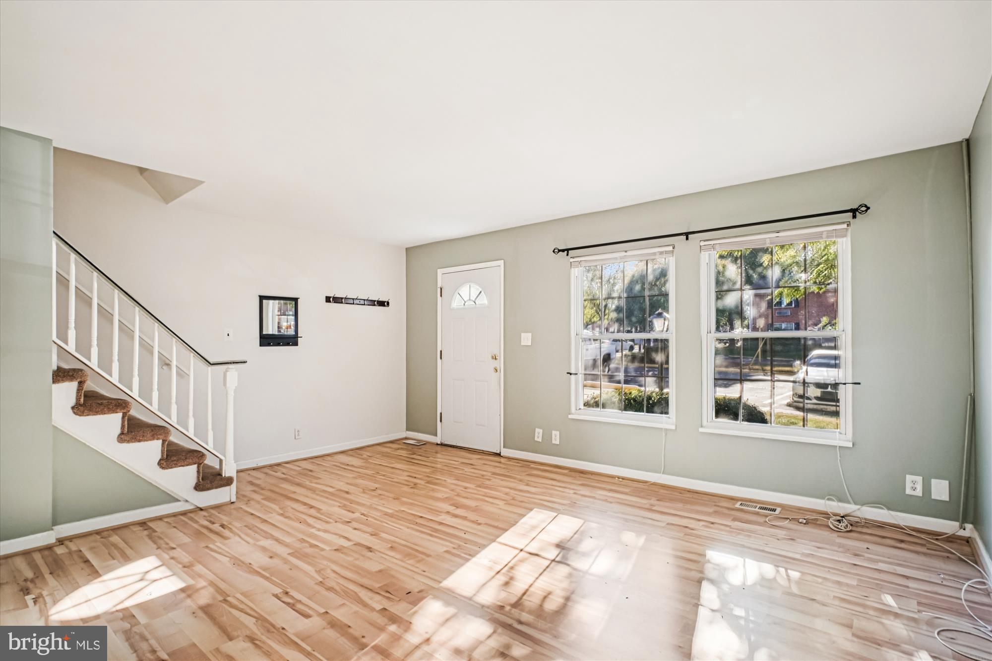 113 N COLLEGE DR 175