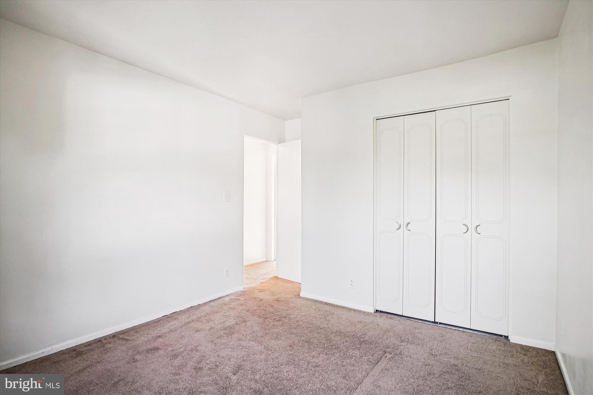 PEMBROOKE - Residential