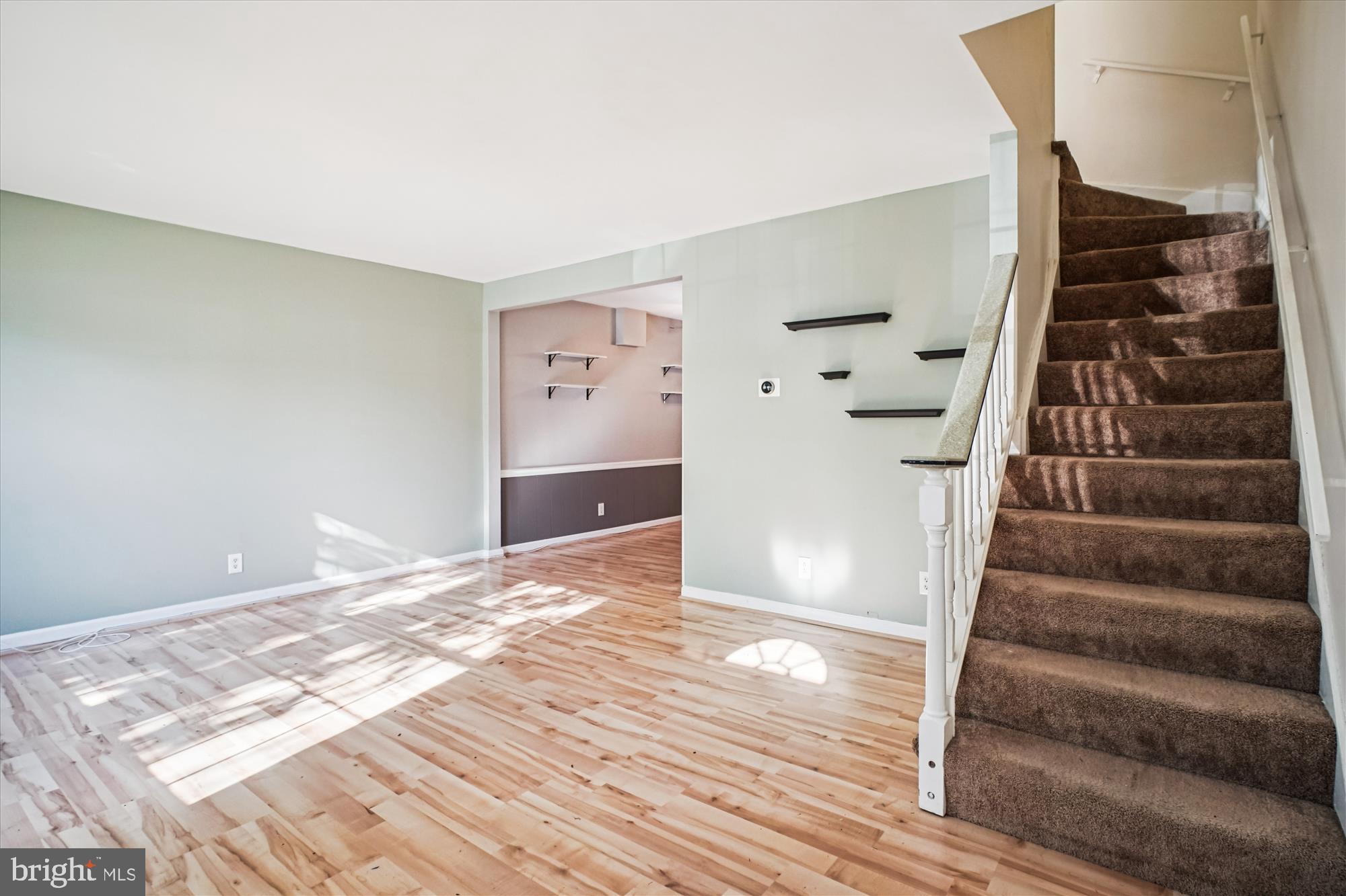 PEMBROOKE - Residential