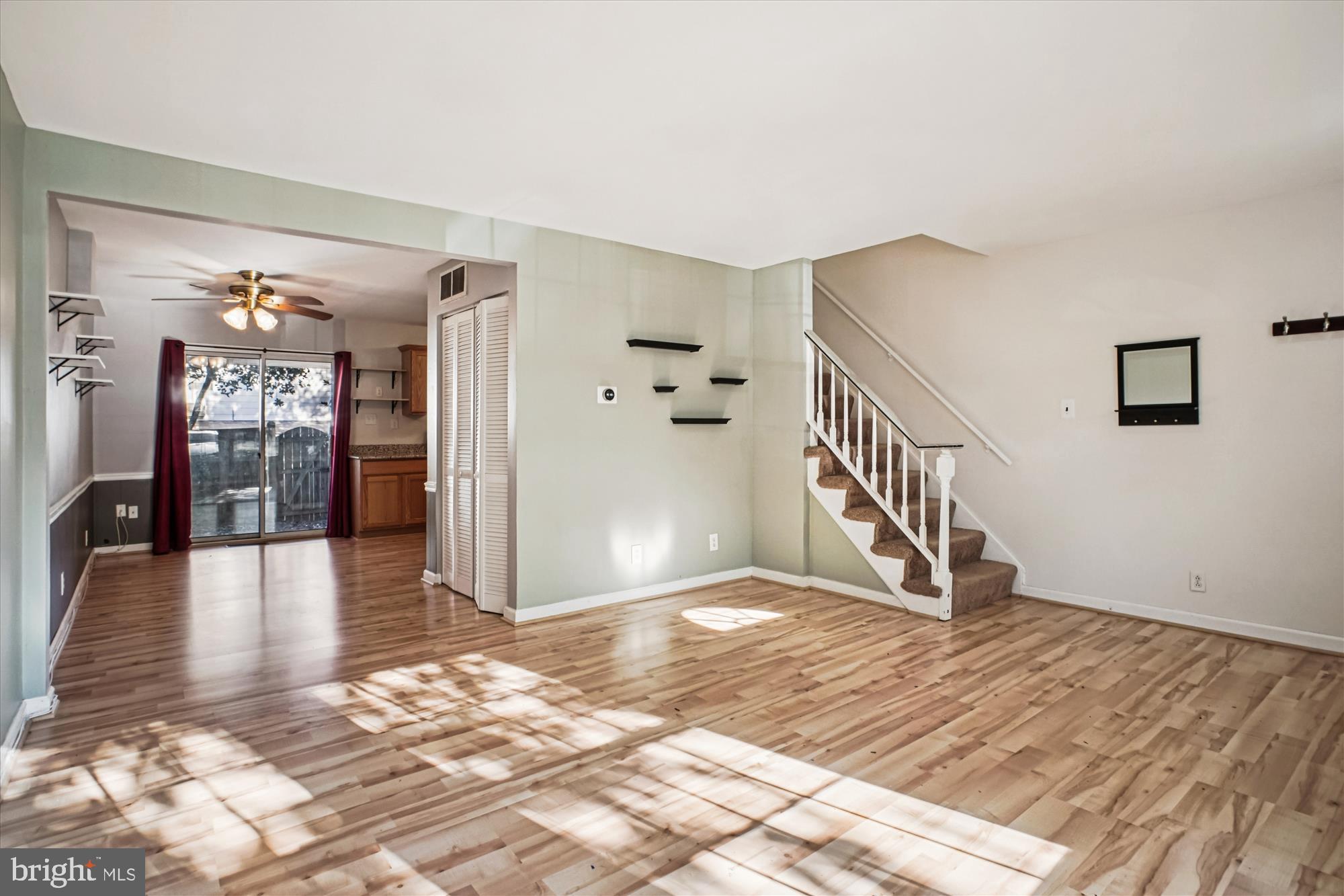 PEMBROOKE - Residential