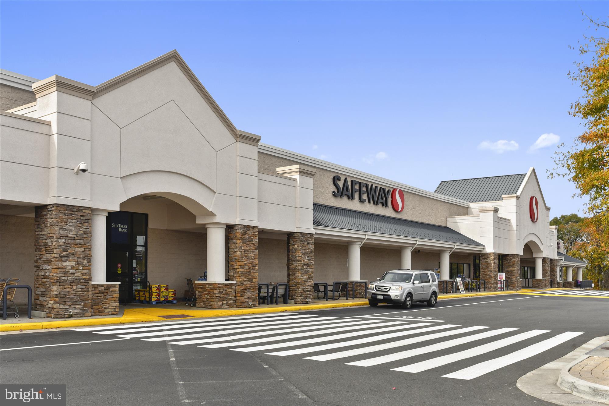 PEMBROOKE - Residential