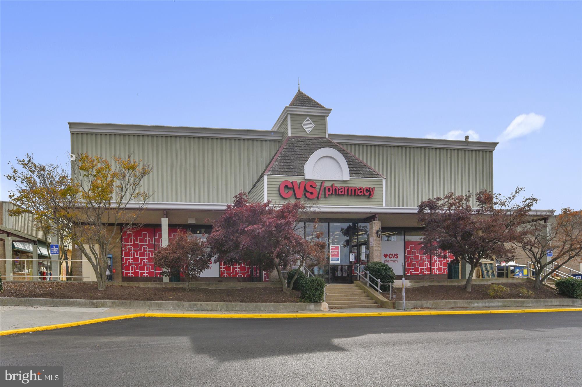 PEMBROOKE - Residential