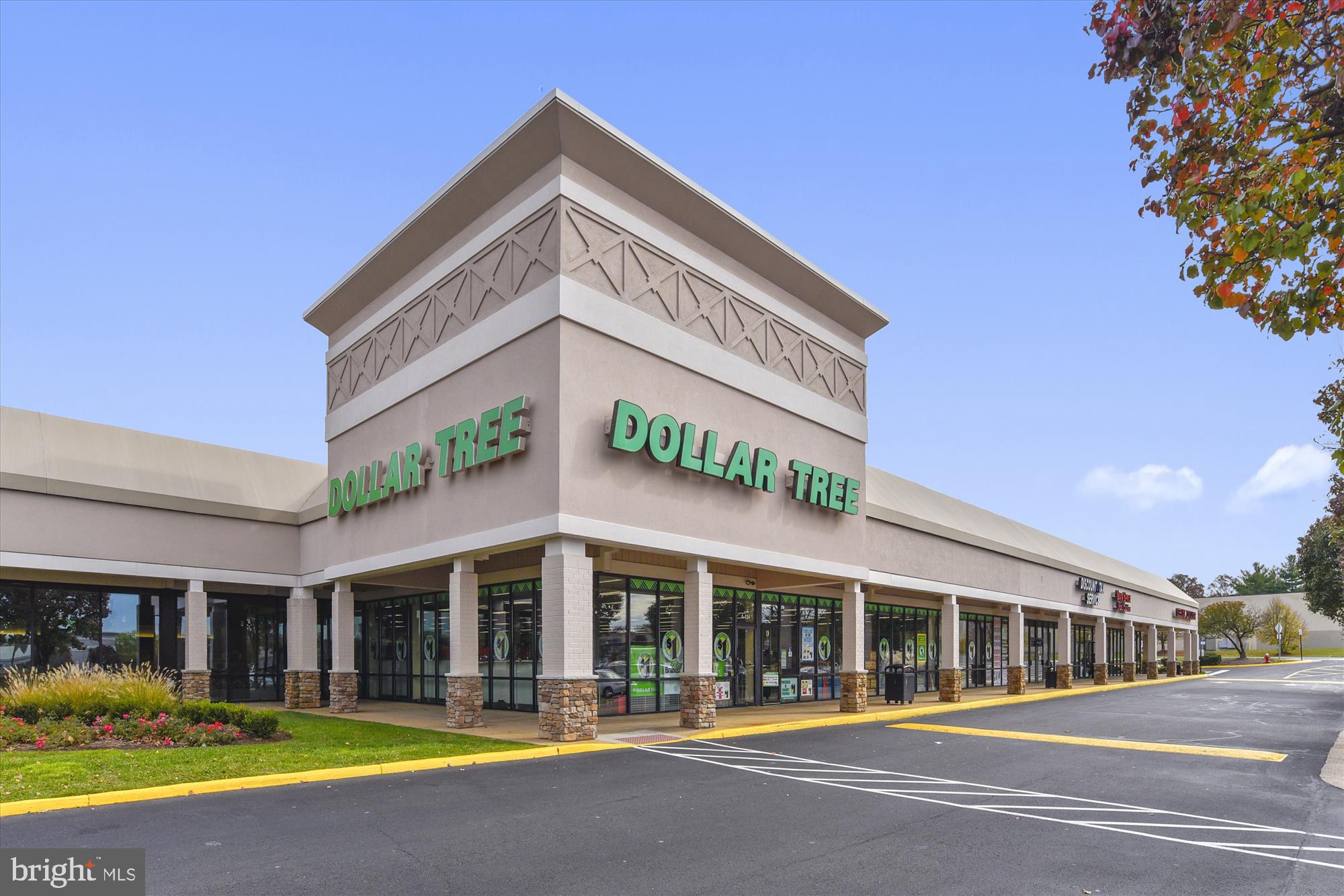 PEMBROOKE - Residential