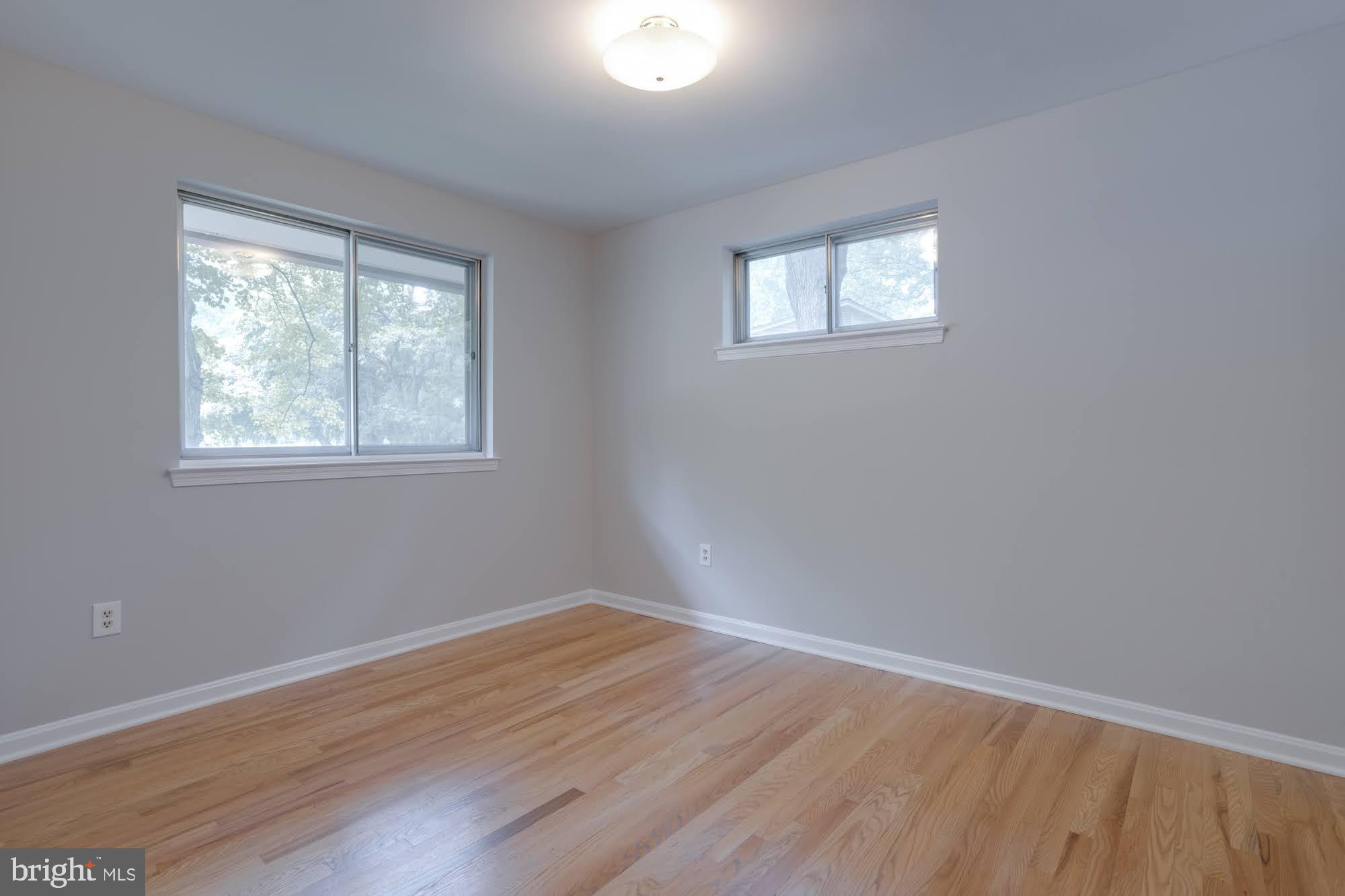 KINGS PARK WEST - Residential