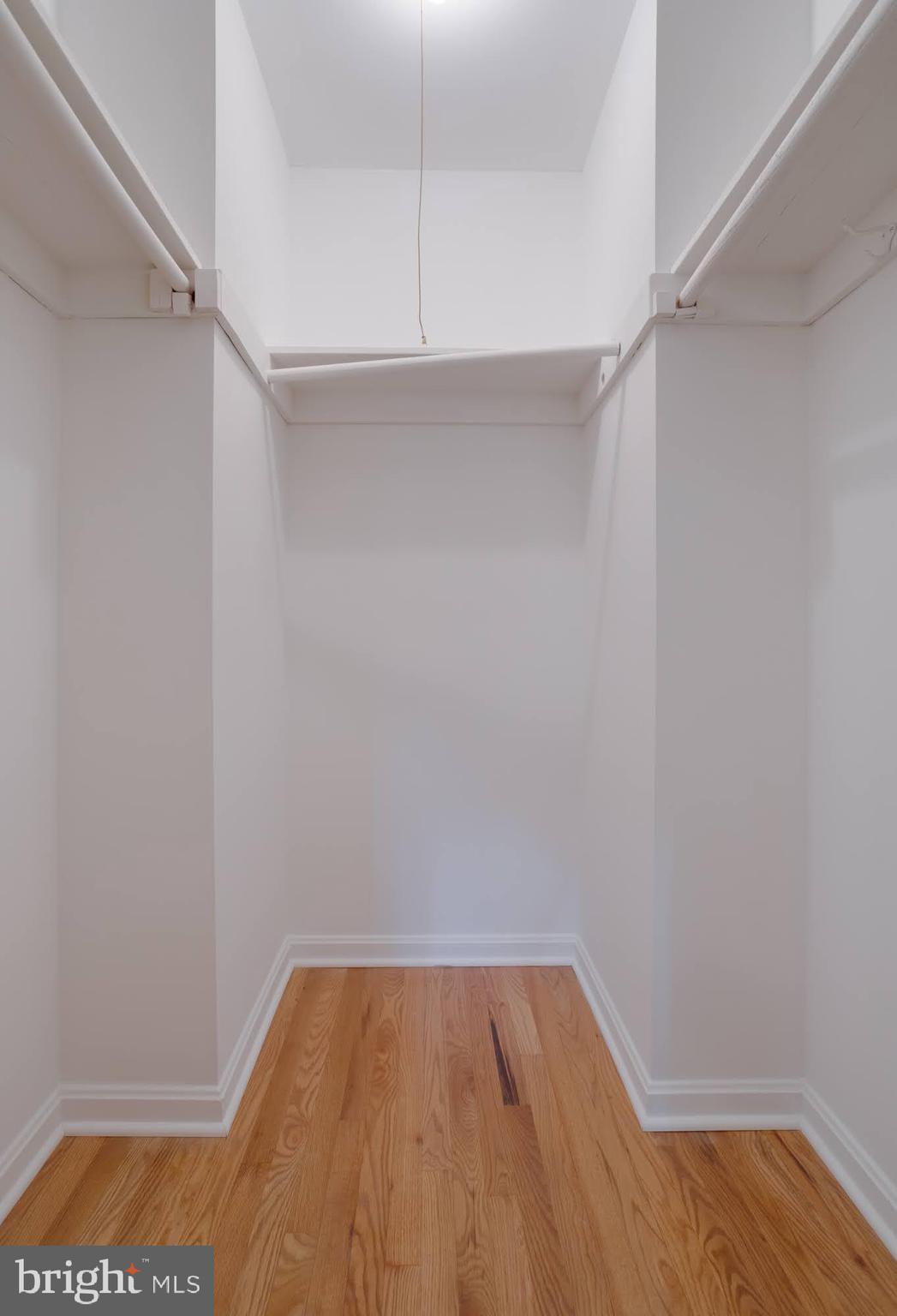 KINGS PARK WEST - Residential