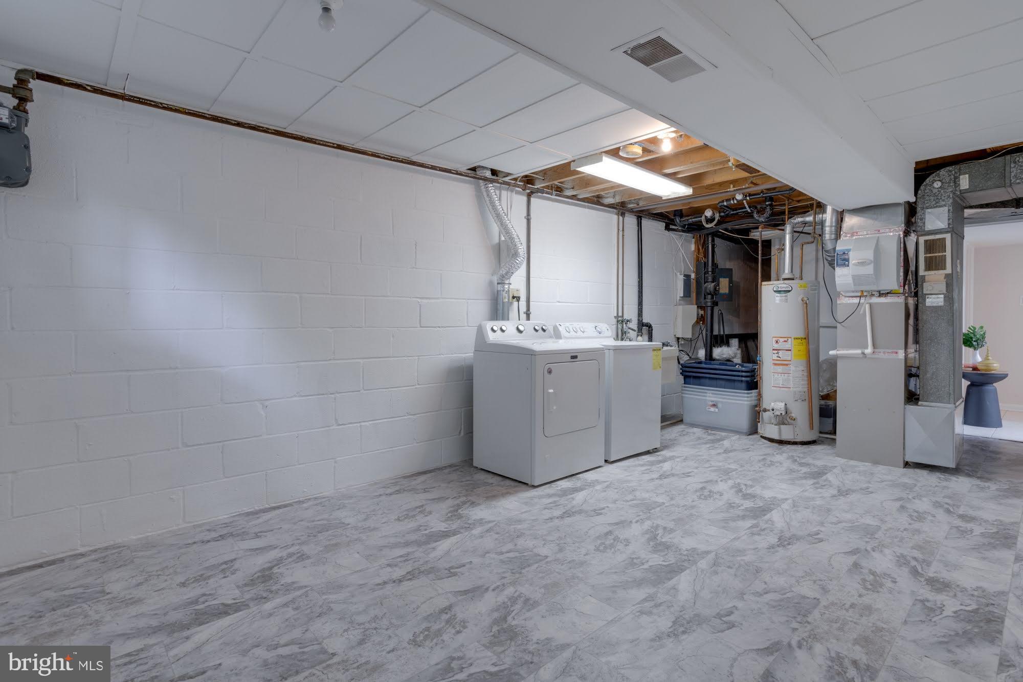 KINGS PARK WEST - Residential