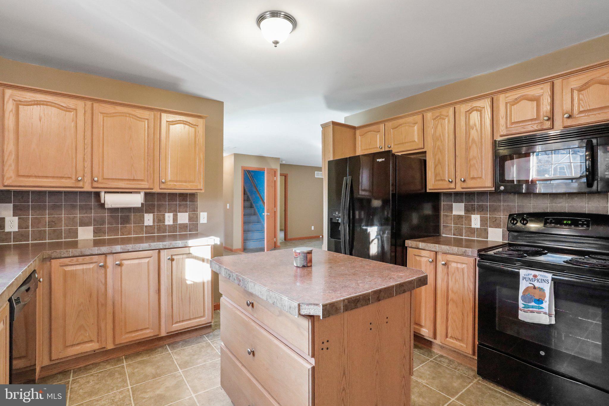 FAYETTEVILLE - Residential