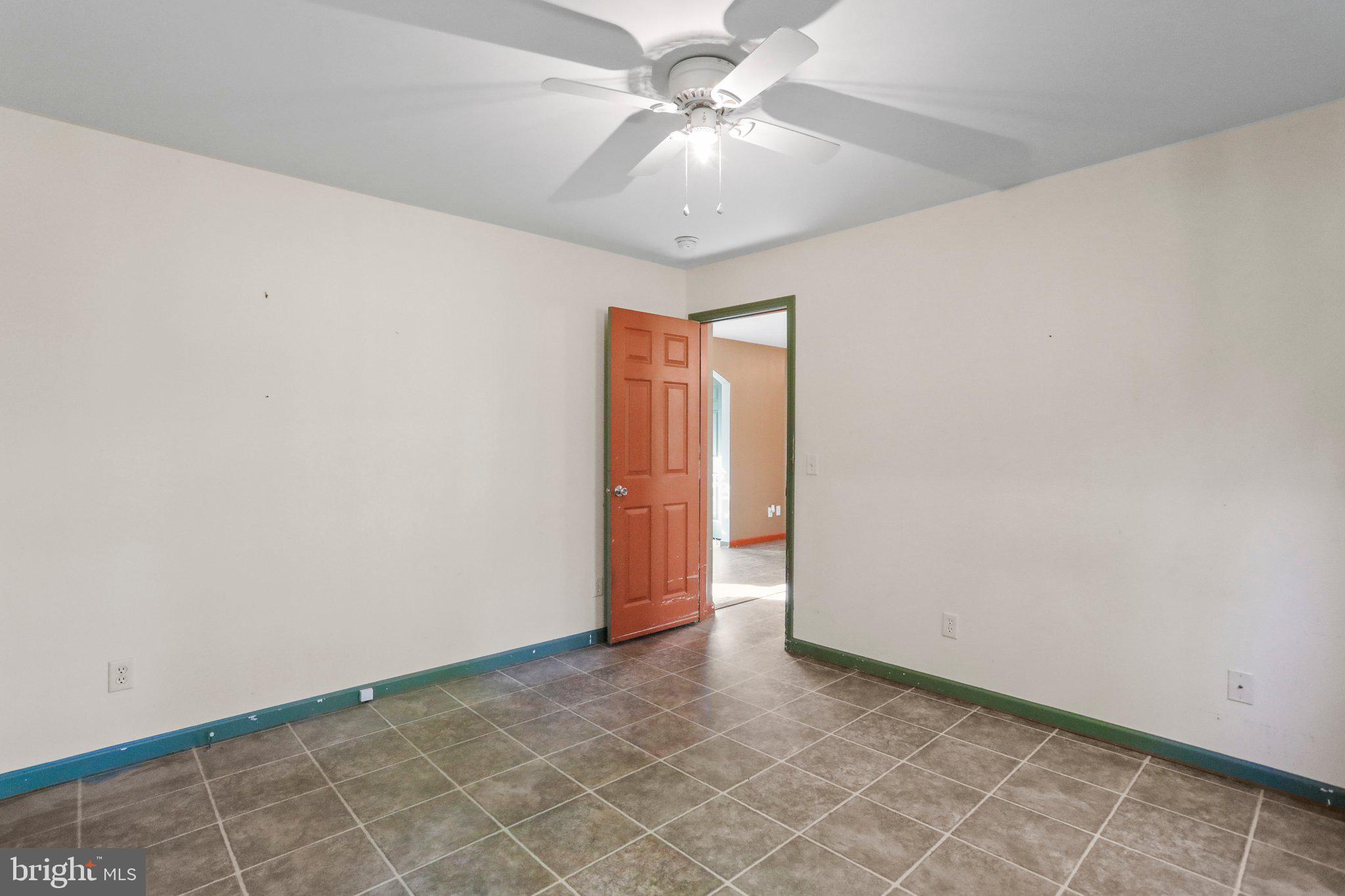 FAYETTEVILLE - Residential