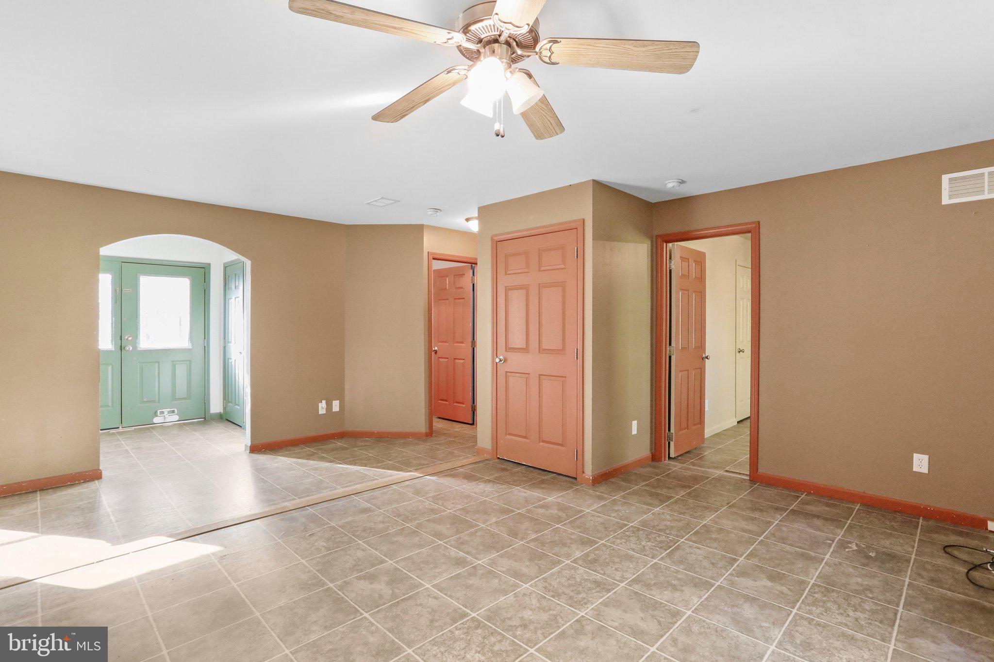 FAYETTEVILLE - Residential