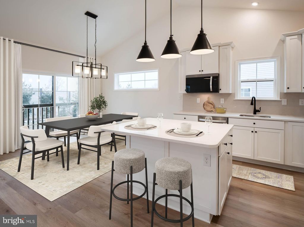 Photo of 1229 Hershey Lane #CRESTWOOD, LANCASTER, PA 17601 (MLS # PALA2082864)