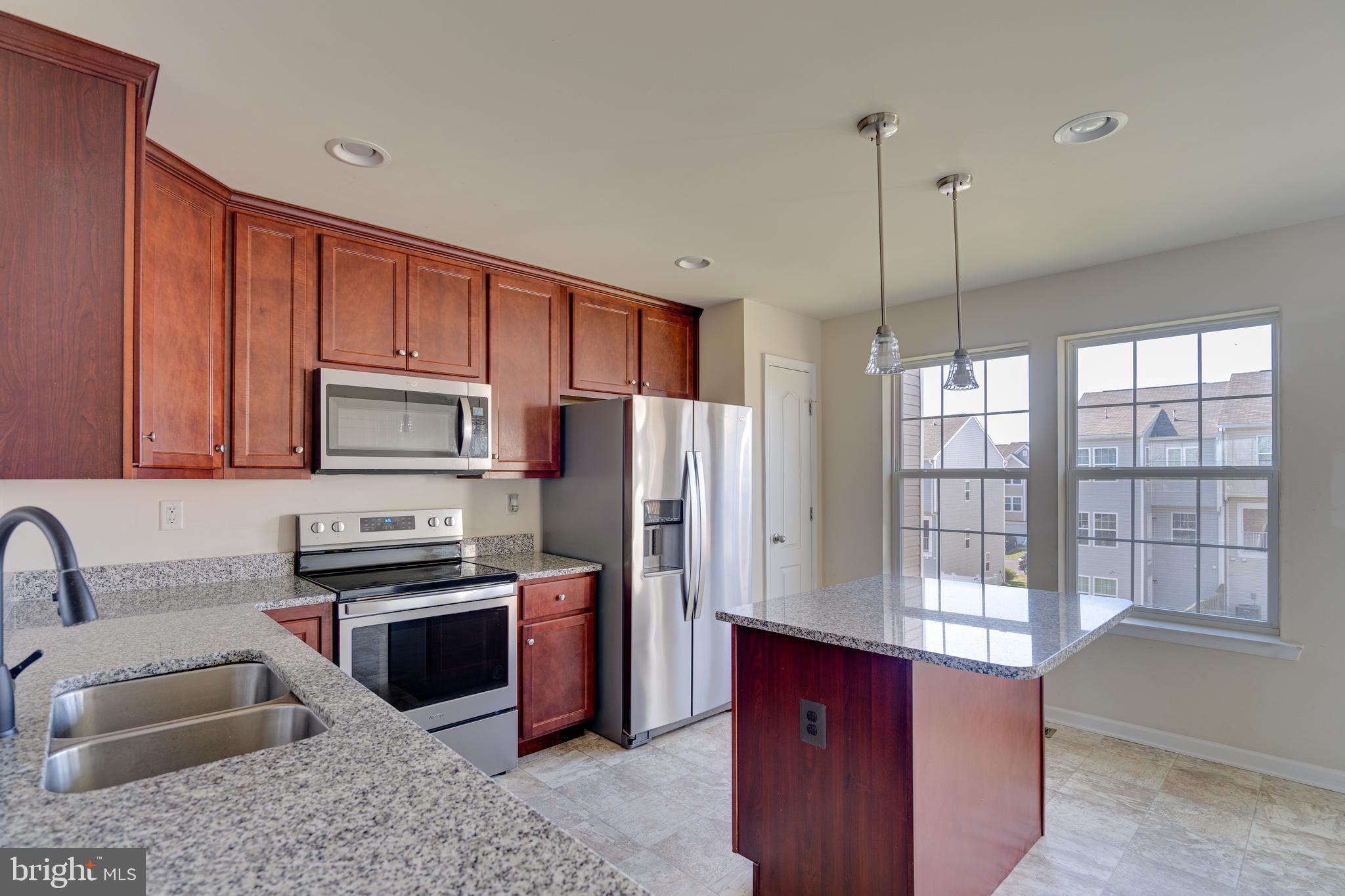 STONEBROOK VILLAGE - Residential