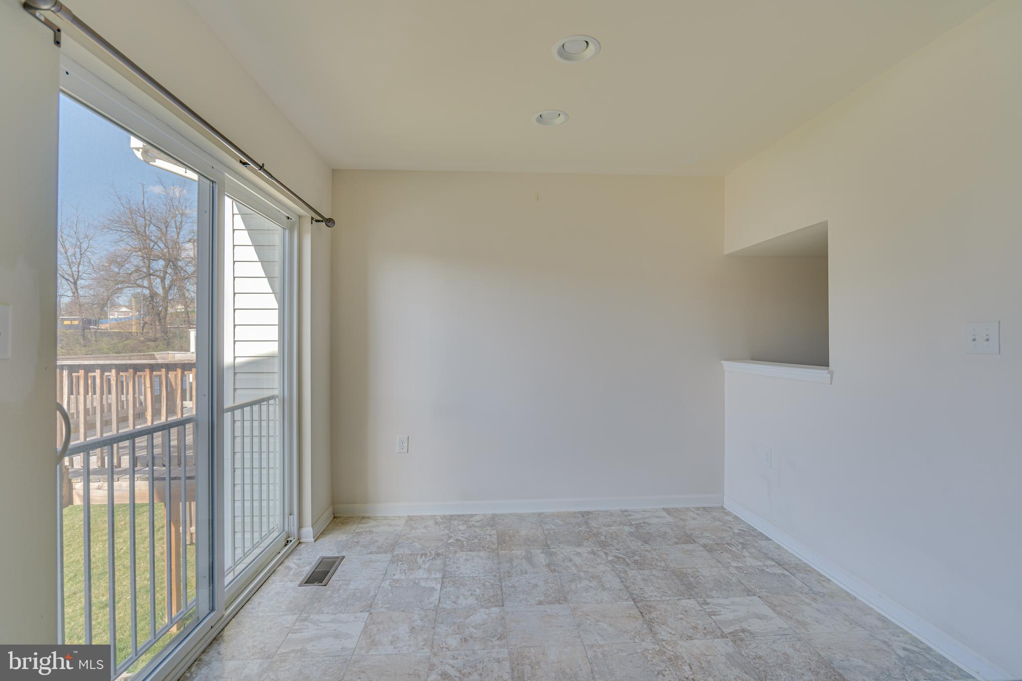 STONEBROOK VILLAGE - Residential