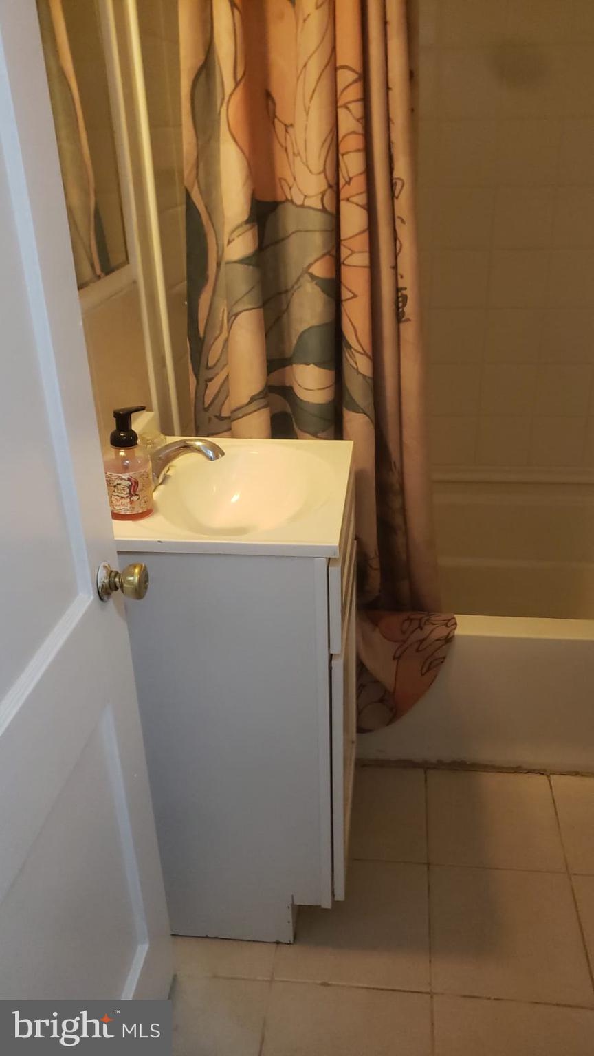 KERBY HILL - Residential