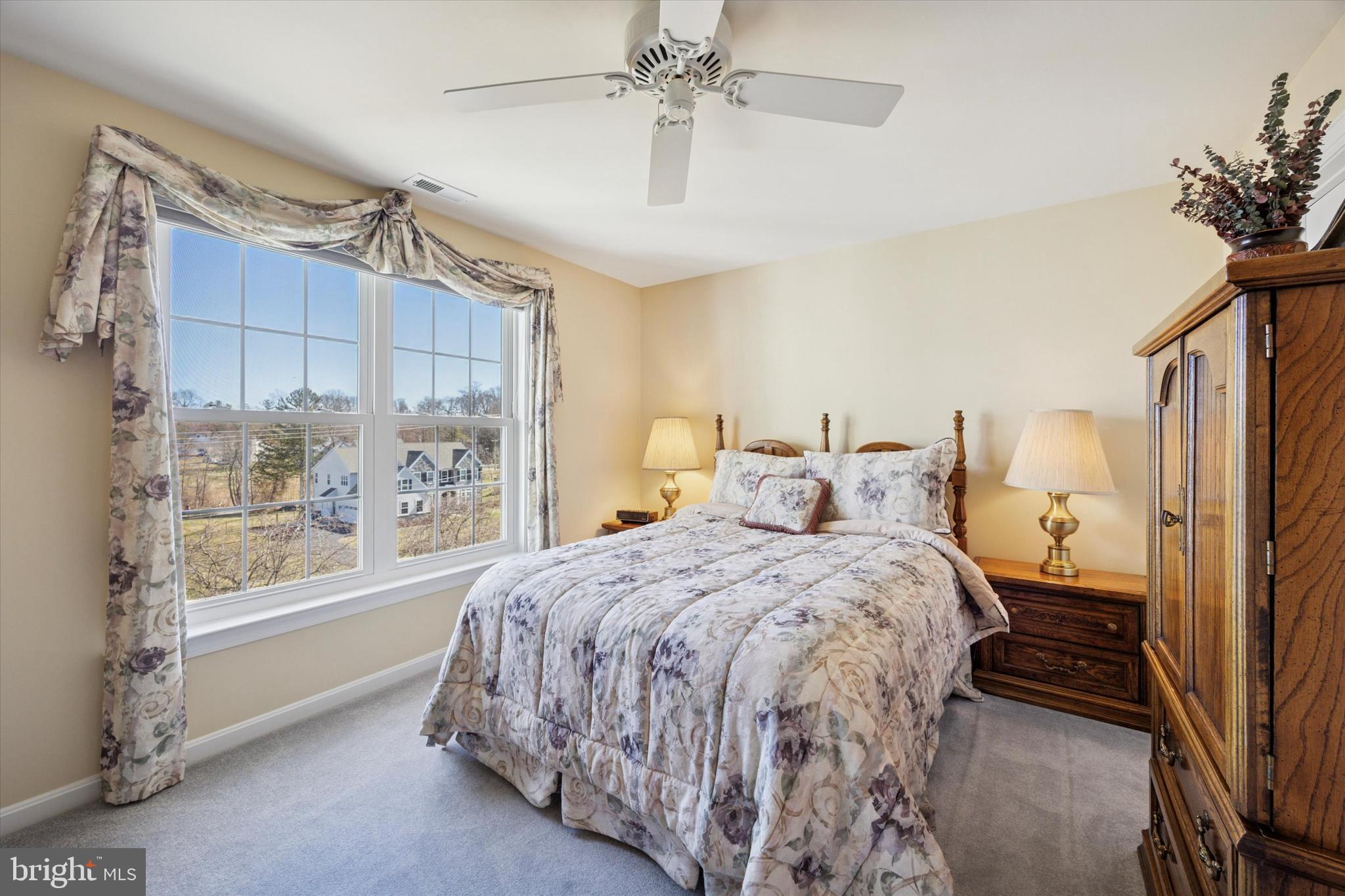 APPLEGATE - Residential