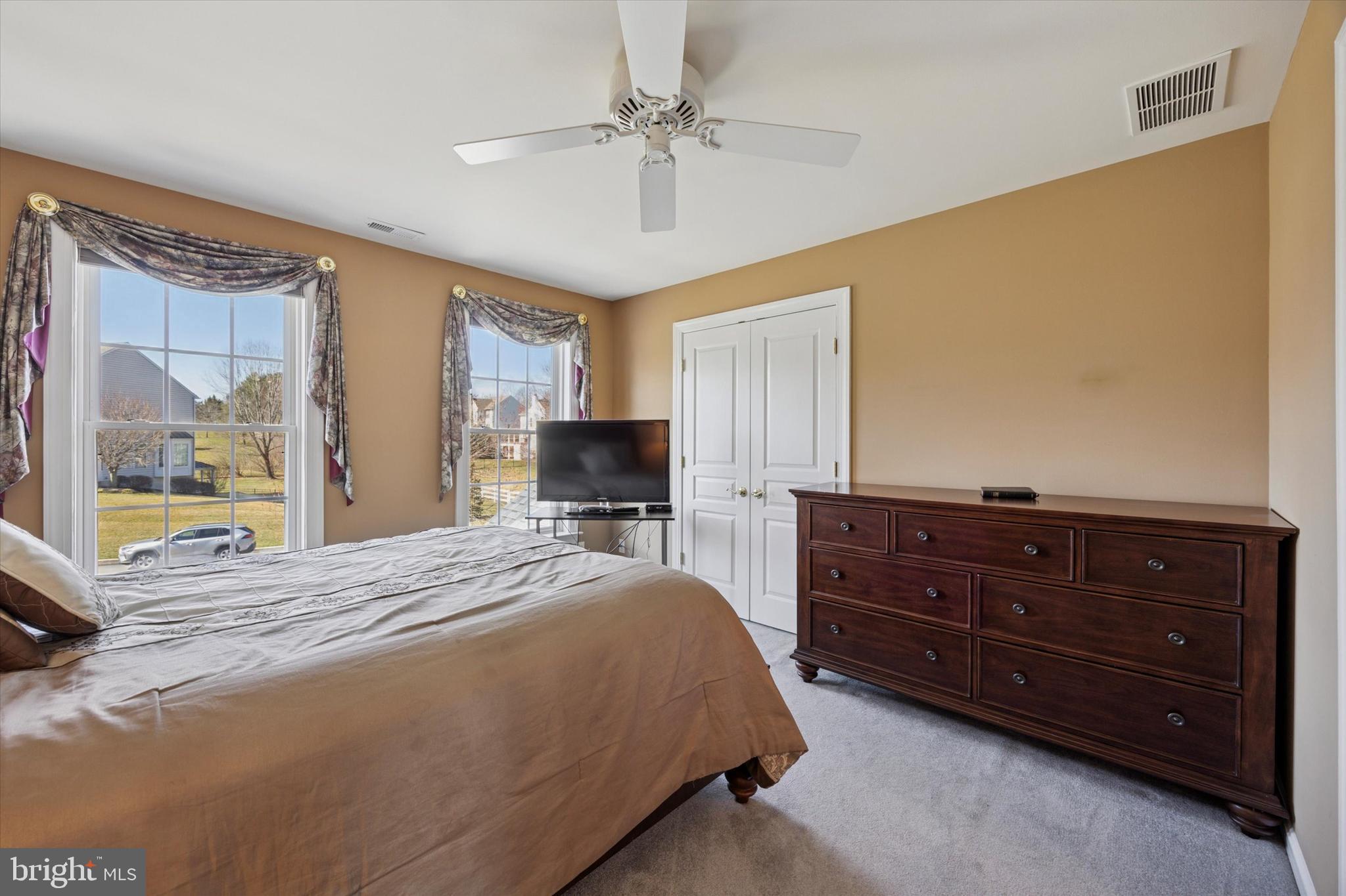 APPLEGATE - Residential