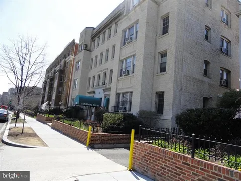 MLS: DCDC2262788