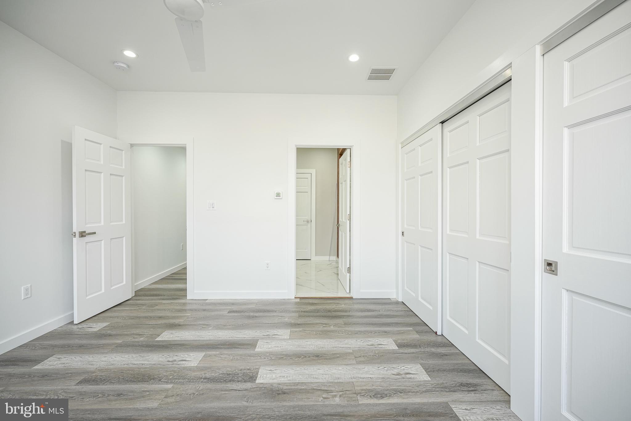 PORT RICHMOND - Residential